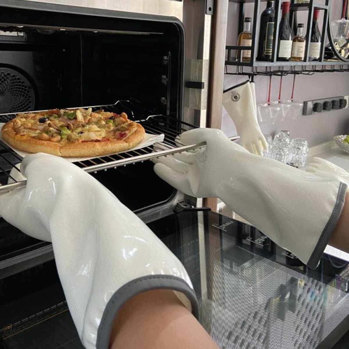 キッチングローブ Felio 防水 耐熱 グローブ ( 耐熱グローブ オーブンミット ロング 鍋つかみ 手袋 ミトン シリコン キッチンミトン 耐熱ミトン ロングミトン 鍋掴み 耐熱素材 厚手 オーブン料理 鉄板 アウトドア ) 【グレー】 グレー