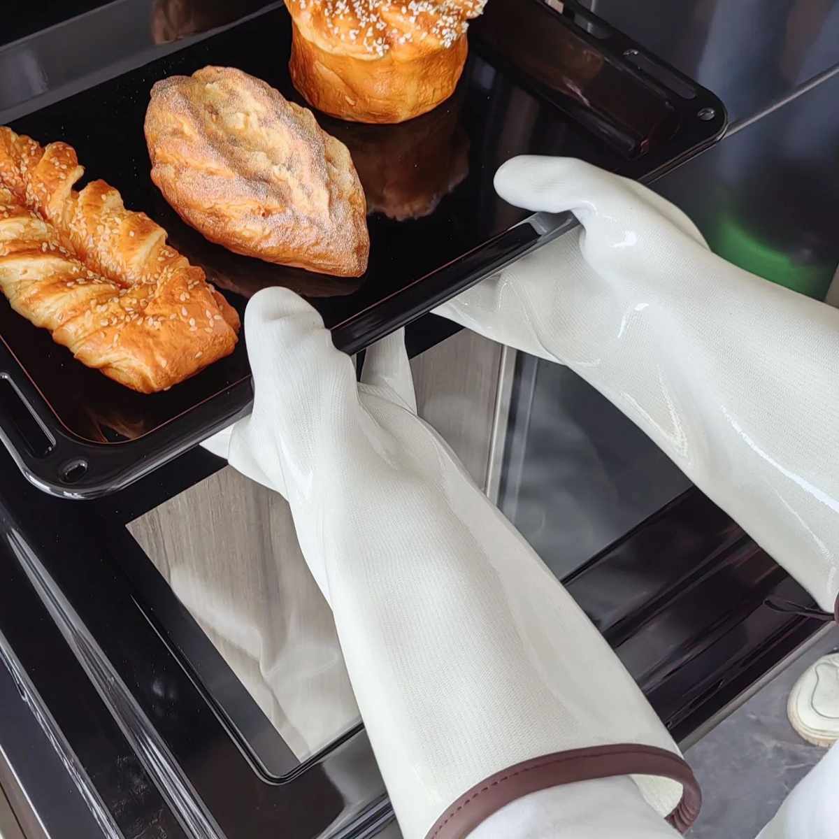 キッチングローブ Felio 防水 耐熱 グローブ ( 耐熱グローブ オーブンミット ロング 鍋つかみ 手袋 ミトン シリコン キッチンミトン 耐熱ミトン ロングミトン 鍋掴み 耐熱素材 厚手 オーブン料理 鉄板 アウトドア ) 【グレー】 グレー