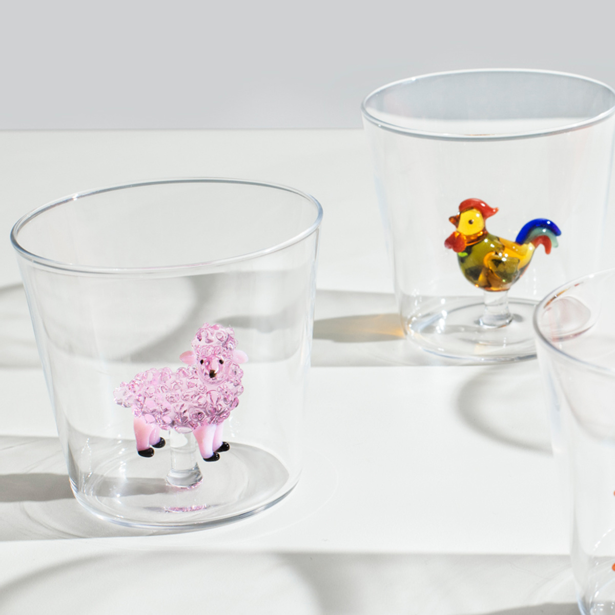 タンブラー イッケンドルフ ANIMAL FARM 350ml ( 食洗機対応 ichendorf ガラス イタリア ミラノ グラス コップ カップ 食器 ニワトリ 青ガチョウ ピンク羊 かわいい 可愛い ハンドメイド おしゃれ プレゼント ギフト ) 【青ガチョウ】 青ガチョウ