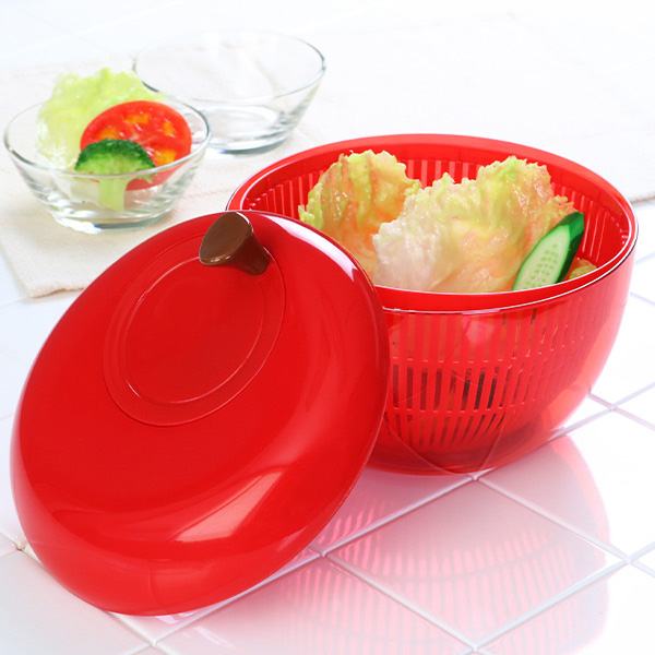 アップルサラダスピナー 野菜水切り器 りんご型 グリーン ( キッチン雑貨 キッチンツール キッチン用品 台所用品 調理用品 調理雑貨 リンゴ コランダー 手動 サラダ ) 【レッド】 レッド