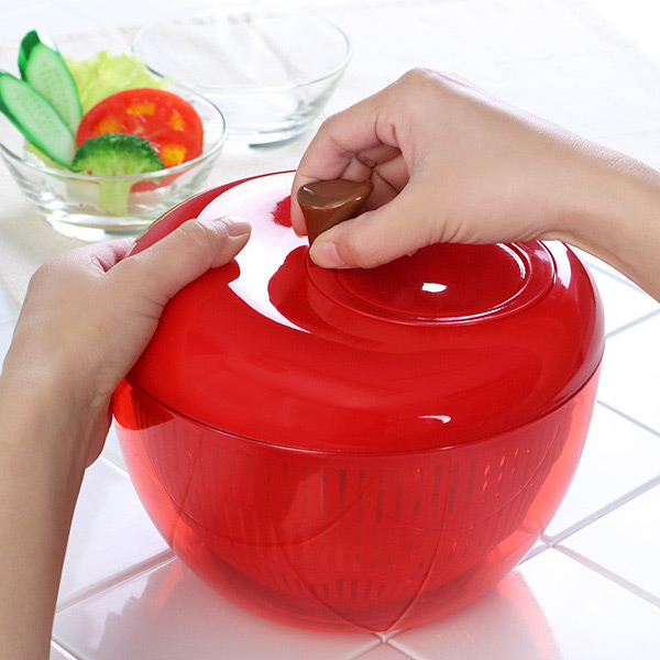 アップルサラダスピナー 野菜水切り器 りんご型 グリーン ( キッチン雑貨 キッチンツール キッチン用品 台所用品 調理用品 調理雑貨 リンゴ コランダー 手動 サラダ ) 【レッド】 レッド