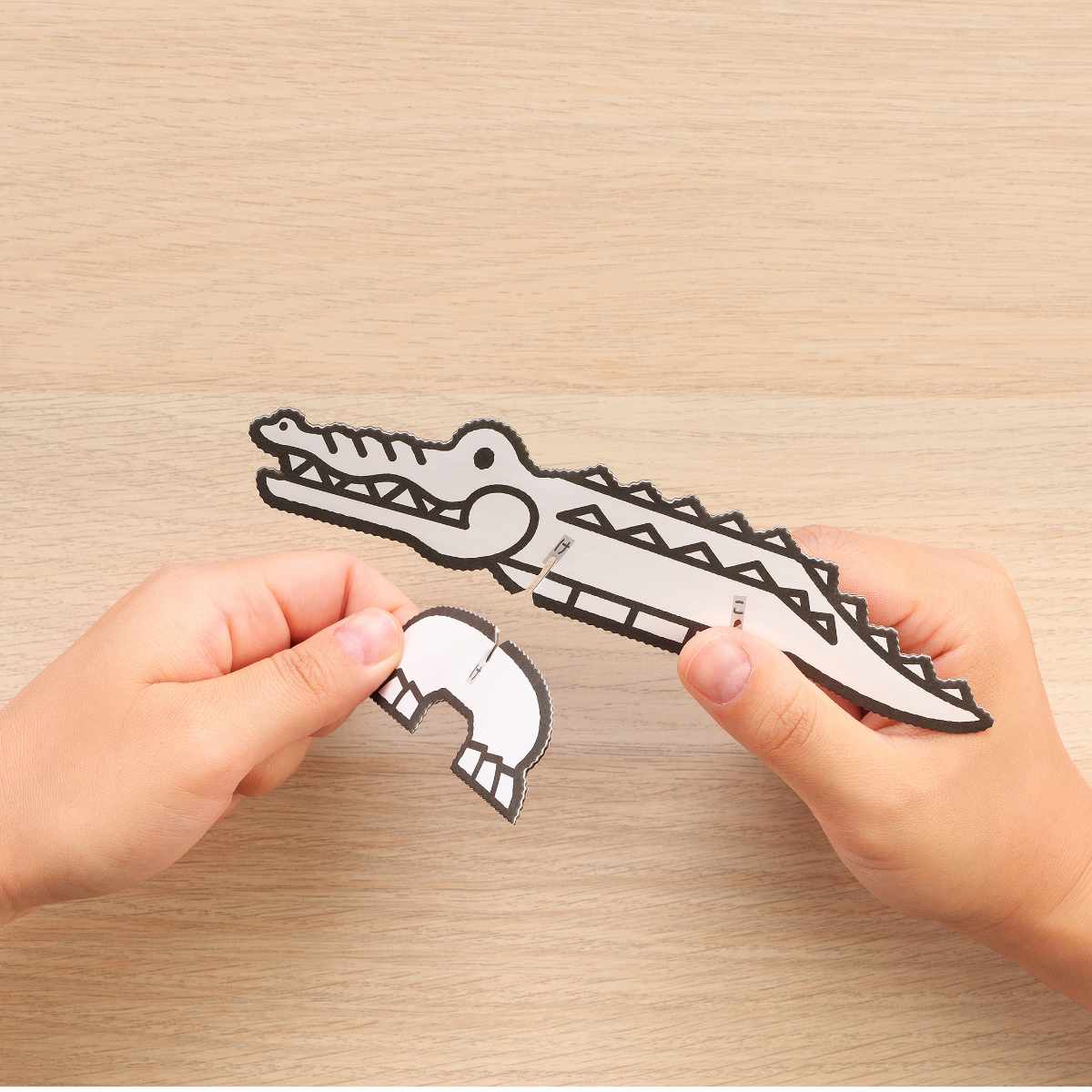 おもちゃ はじめてのダンボール工作キット 非認知能力 子ども ぽこぽっけ ( 工作キット 段ボール 工作 キット ペーパークラフト キッズ 組み立て ぬりえ 手作り ダンボール製 男の子 女の子 知育 玩具 ごっこ遊び 室内遊び ) 【おひめさま】 おひめさま