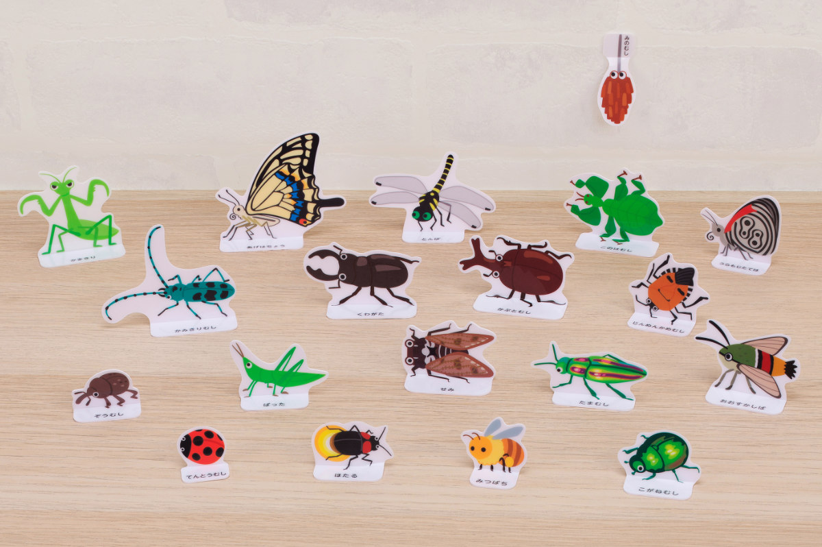 シール おうちでこんちゅうさがし ( 知育玩具 知育 おもちゃ 昆虫図鑑 昆虫 シールブック プレゼント 子ども 子供 ごっこ遊び 知育教材 学習 教育 勉強 幼児 繰り返し遊べる 男の子 女の子 )