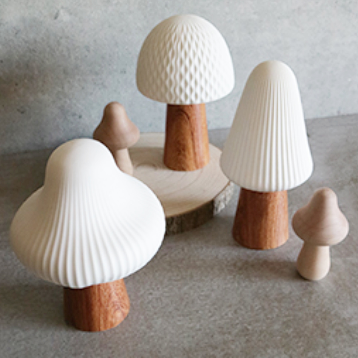 テーブルライト Lumo LED付き セラミック マッシュルーム ( タイマー機能付き インテリア ライト 照明 卓上 LED コードレス 電池式 置き型 光る きのこ コンパクト 可愛い かわいい おしゃれ 北欧 ) 【スリム】 スリム