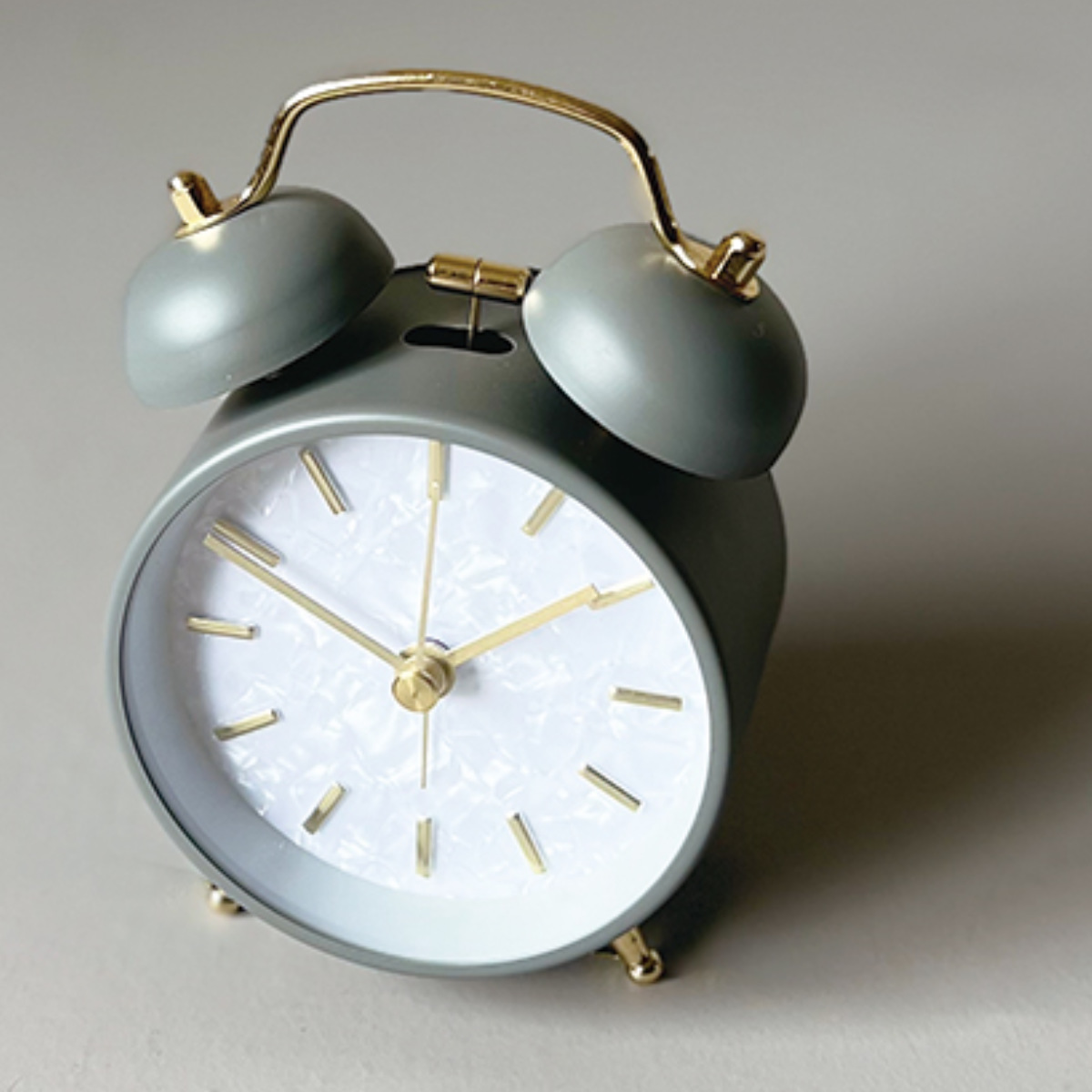 目覚まし時計 Marmo AC Bell 連続秒針 置き時計 ( アラーム アナログ 時計 静音 ライト付き スイープムーブメント シンプル ナチュラル モダン 北欧 韓国風 エレガント 上品 おしゃれ ) 【ピンク】 ピンク