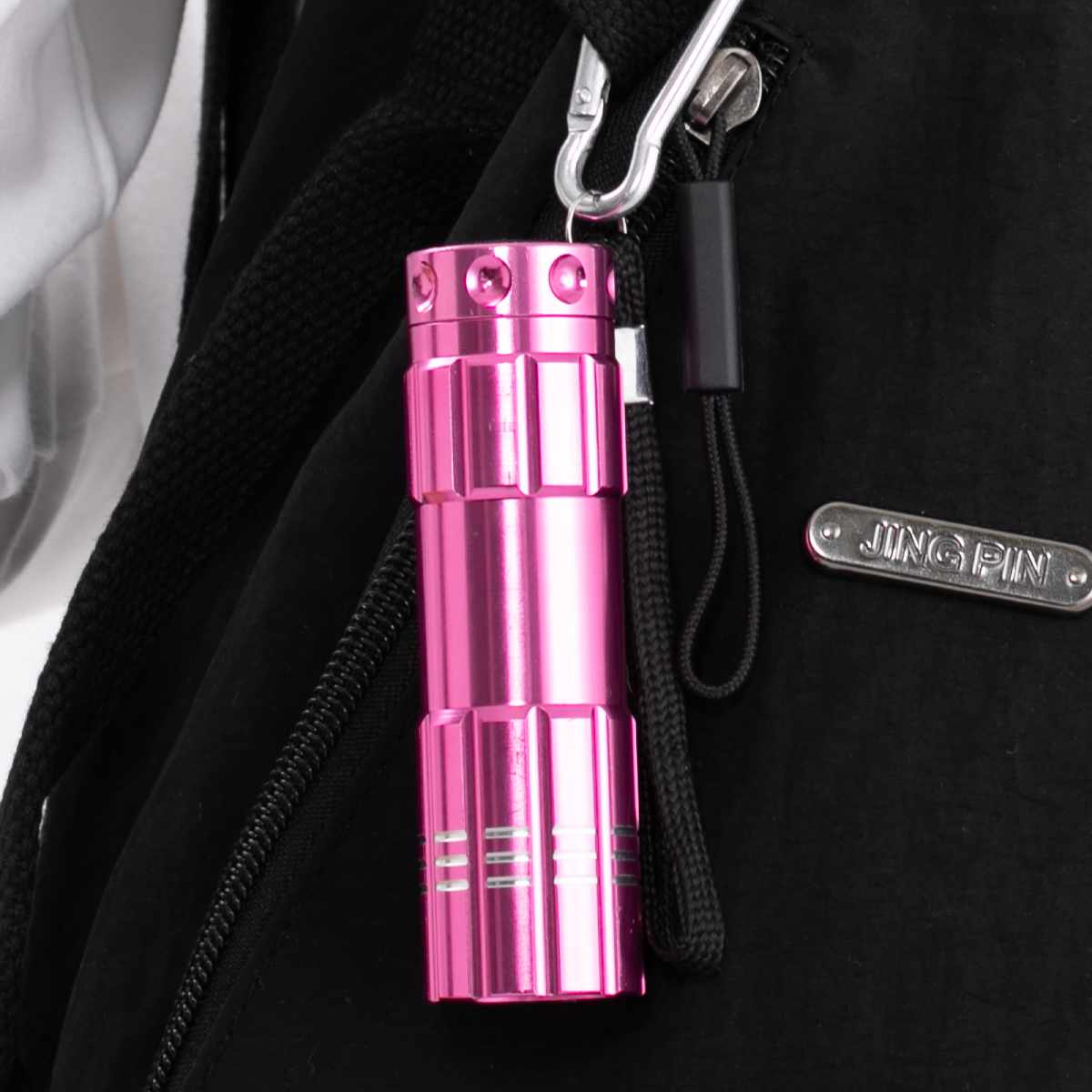 懐中電灯 LEDライト ミニライト コンパクト 軽量 （ 照明 ランプ 電池式 小型 カラビナ付き 服 衣類 バッグ リュック アウトドア 防災 グッズ 夜間 散歩 ランニング キーホルダー ストラップ ） 【ライトブルー】