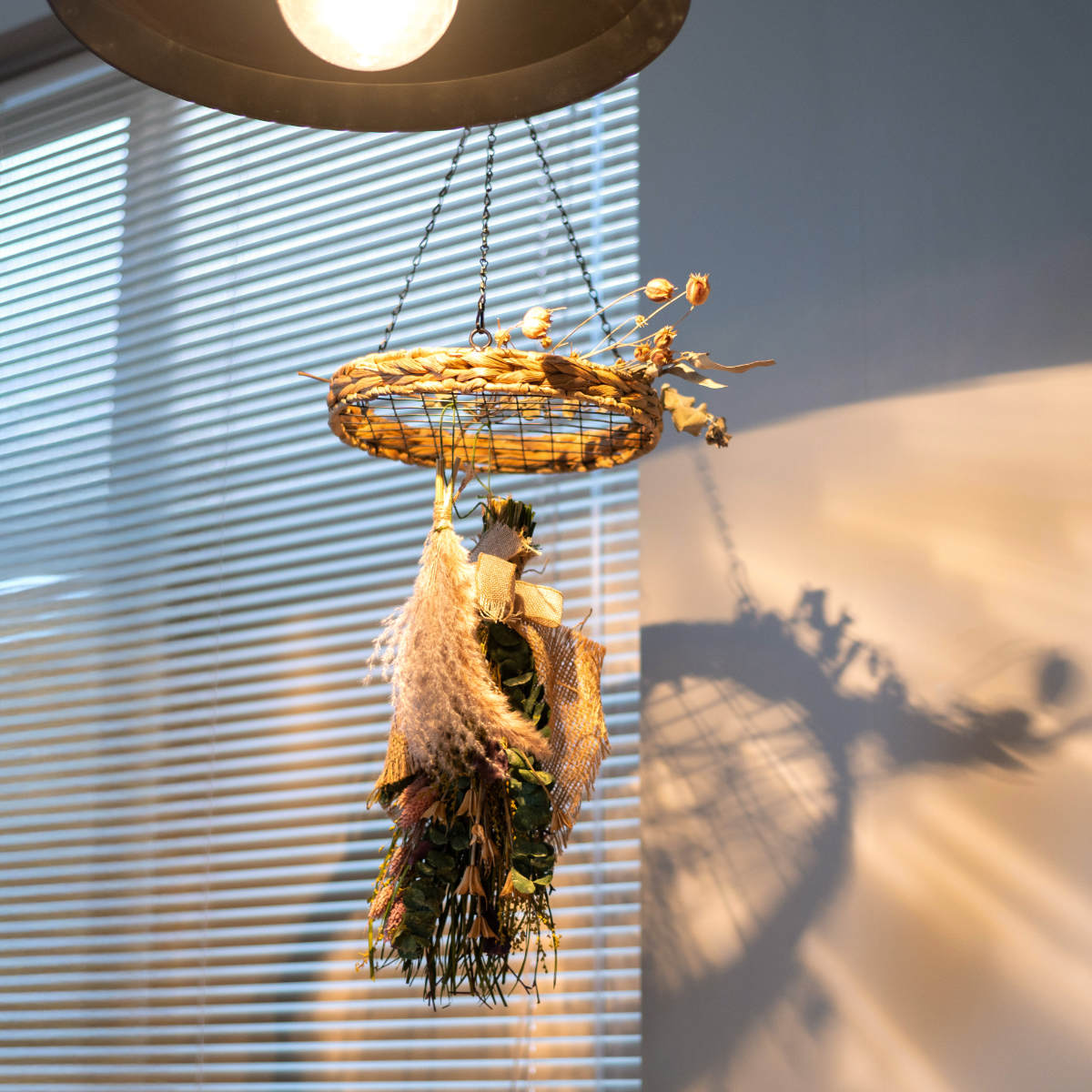 かご ヒヤシンス ラウンド ハンギングシェルフ 吊り下げ ネット ( カゴ ハンギング シェルフ ラック ハンギングラック つり下げ 吊り下げシェルフ プランターラック プランター台 フラワーラック 吊るす スワッグ エアプランツ )