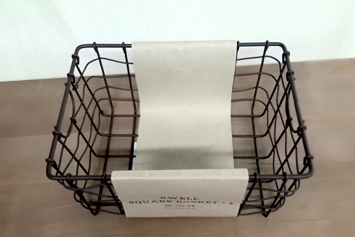 かご スウェル スクエアバスケット L 幅20×奥行15×高さ9cm ( 小物入れ 卓上収納 収納 バスケット ワイヤーバスケット 深型 スリム アイアンバスケット カゴ 角型 ワイヤー アイアン 収納バスケット 小物収納 おしゃれ ) 【アイボリー】 アイボリー