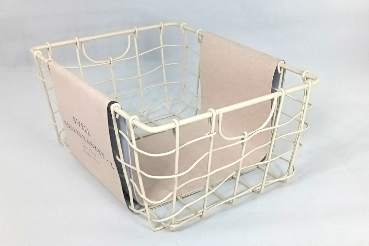かご スウェル スクエアバスケット L 幅20×奥行15×高さ9cm ( 小物入れ 卓上収納 収納 バスケット ワイヤーバスケット 深型 スリム アイアンバスケット カゴ 角型 ワイヤー アイアン 収納バスケット 小物収納 おしゃれ ) 【アイボリー】 アイボリー