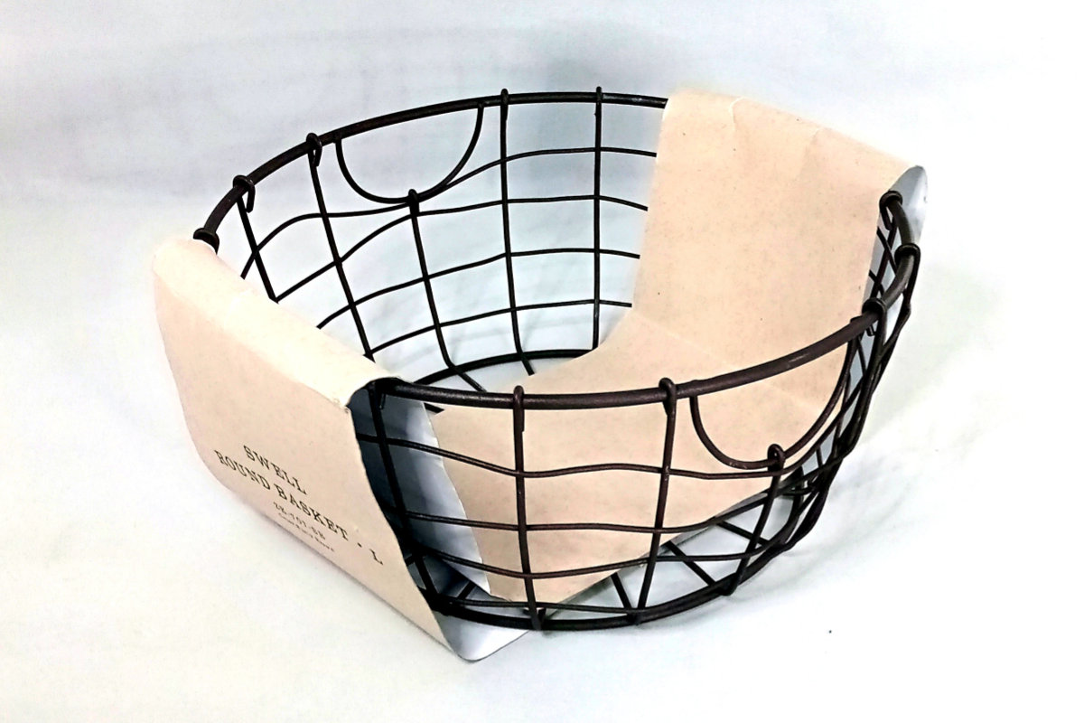 かご スウェル ラウンドバスケット L 幅20×奥行20×高さ9cm ( 小物入れ 卓上収納 収納 バスケット ワイヤーバスケット 深型 アイアンバスケット カゴ 丸型 ワイヤー アイアン 収納バスケット 小物収納 おしゃれ ) 【ブラウン】 ブラウン