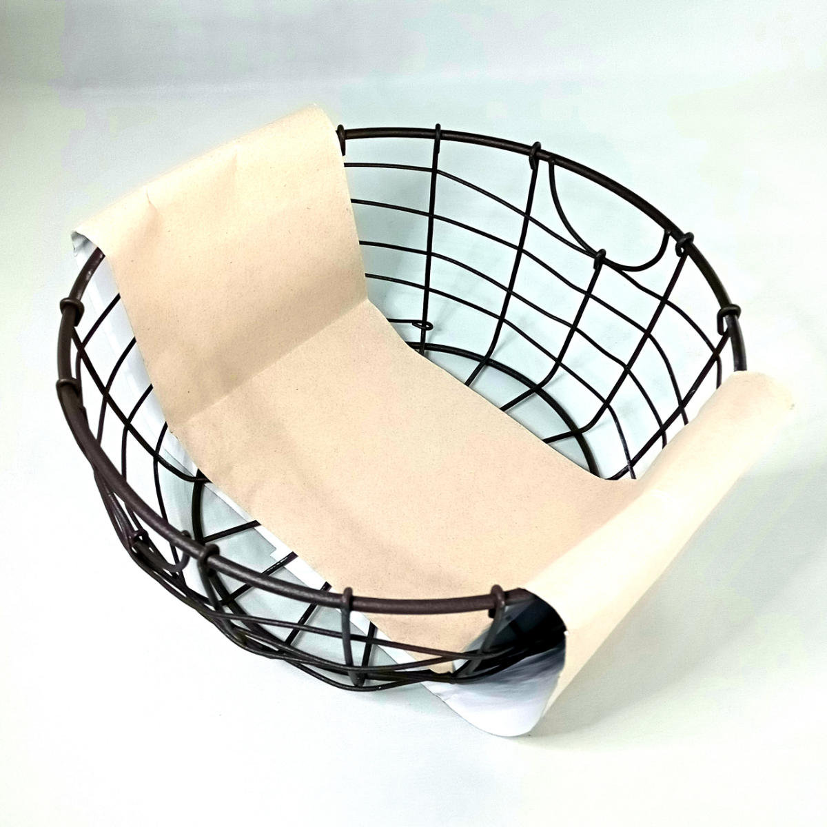 かご スウェル ラウンドバスケット L 幅20×奥行20×高さ9cm ( 小物入れ 卓上収納 収納 バスケット ワイヤーバスケット 深型 アイアンバスケット カゴ 丸型 ワイヤー アイアン 収納バスケット 小物収納 おしゃれ ) 【ブラウン】 ブラウン