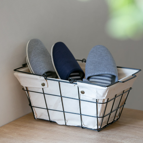 ワイヤーバスケット S 幅33.5×奥行25×高さ16.5cm ファブリック ( 収納バスケット 布付きバスケット 布 角型 バスケット 収納 持ち手付き 小物収納 ワイヤー 布付き 内布 スクエア型 四角 持ち運び おもちゃ入れ 北欧 おしゃれ ) 【ネイビー】 ネイビー
