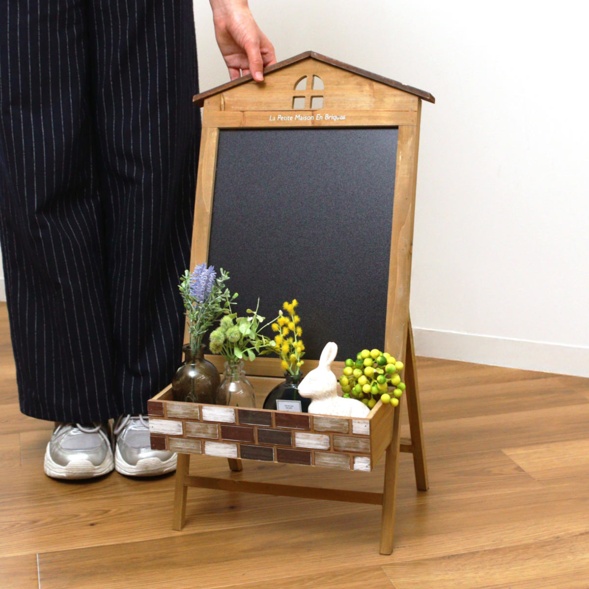 サインボード メゾレイユ サインボードポット ( 花台 フラワーラック プランタースタンド 飾り メッセージボード 花スタンド ラック シェルフ ディスプレイ ボックス 置く 植物 観葉植物 花 園芸 インテリア 黒板付き 天然木 ) 【ホワイト】 ホワイト