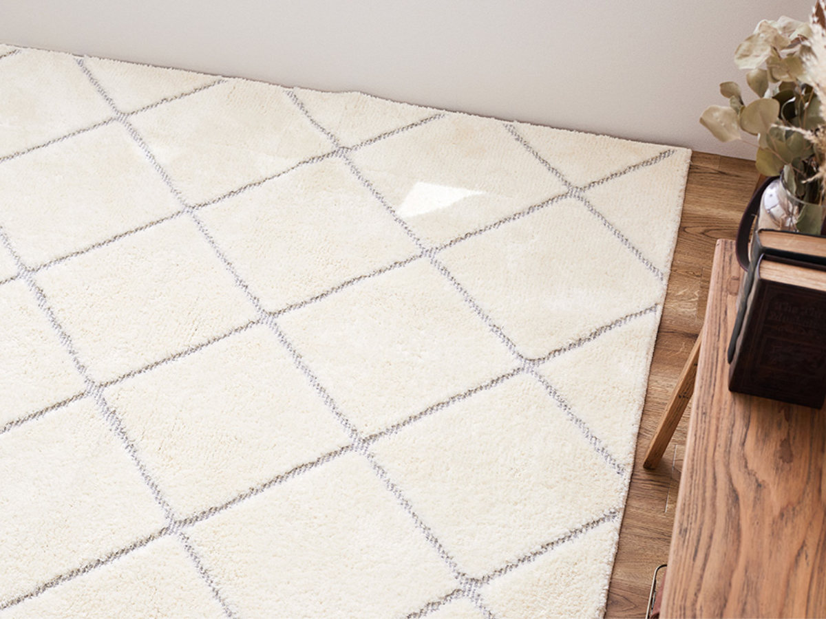 ラグ ベニワレン風の国産高機能ラグ ランバス 185×240cm ( カーペット 絨毯 マット ラグマット ベニワレン 長方形 3畳 日本製 ソフトタッチ ホットカーペット対応 床暖対応 消臭 防ダニ 抗菌 抗ウイルス 光触媒 国産 ) 【アイボリー】 アイボリー