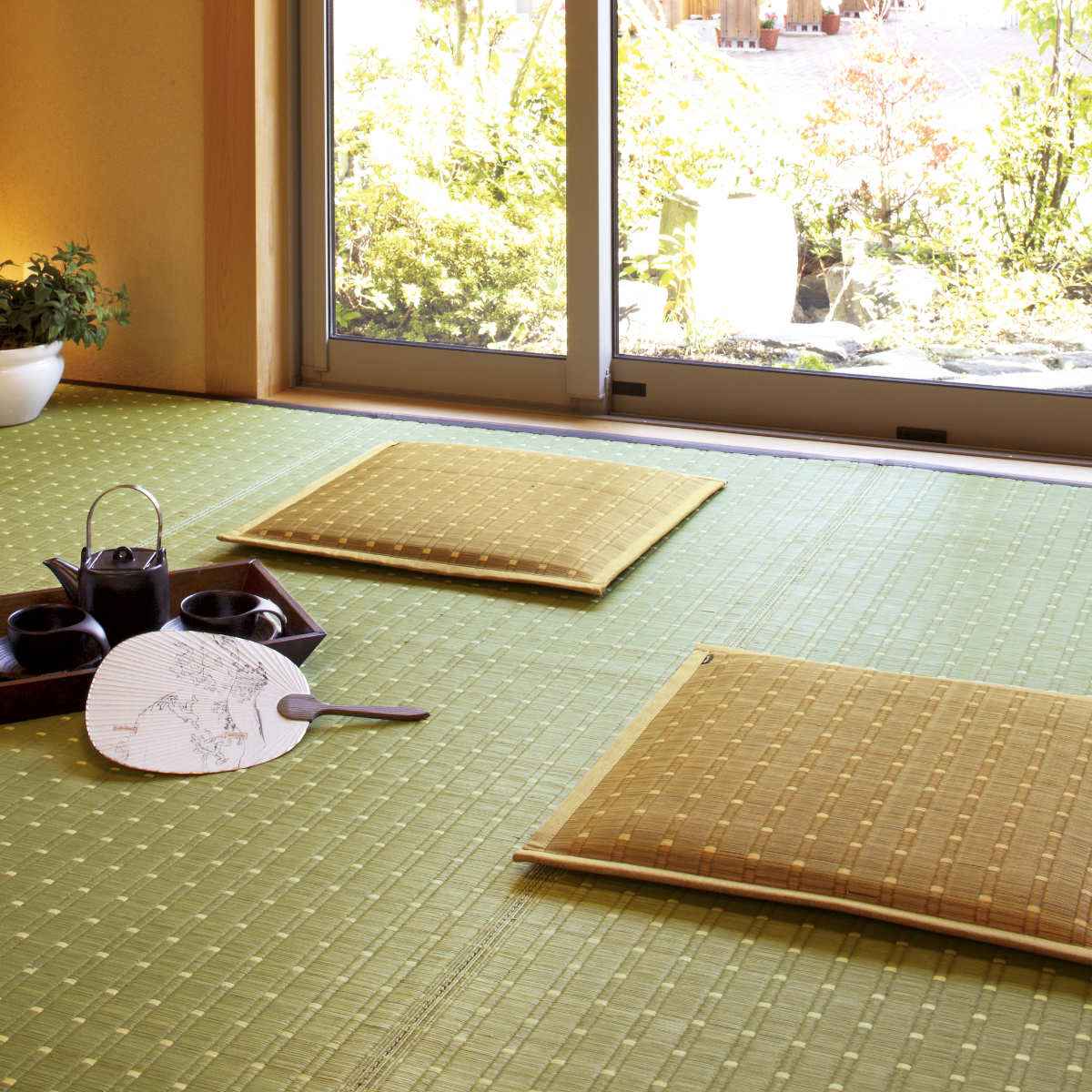 ござ い草 江戸間2畳 国産花ござ 吉兆 ベージュ ( ラグ マット 茣蓙 い草ラグ 上敷き ラグマット 和風 敷物 国産 二畳 畳マット 和室 イグサ 掛川織 藺草 和室敷物 夏用マット 和風ラグ ) 【ナチュラル】 ナチュラル