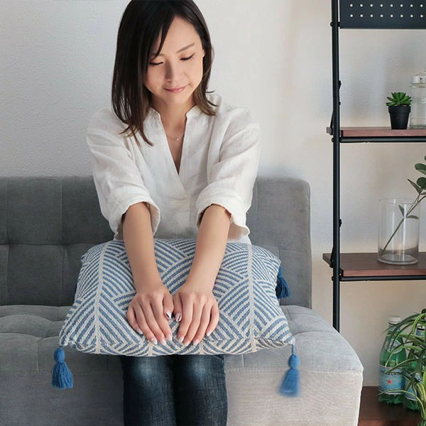 クッション クラック インド綿 背当てクッション 45×45cm ホワイト ( 座布団 ざぶとん 四角 フロアクッション シートクッション チェアクッション 45×45 45cm 角型 柄 ヘリンボーン ナチュラル 北欧 インテリア ) 【ネイビー】 ネイビー