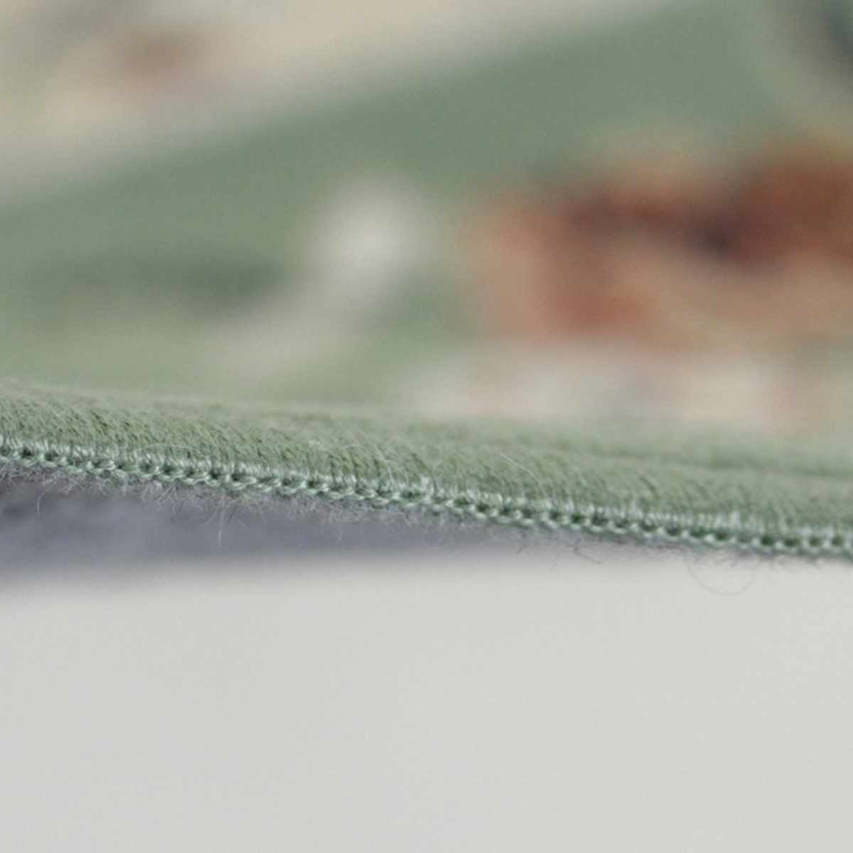 ラグ 195×195cm ラグマット ベルギー製モケットラグ ロイヤルパレス アムール ( ラグマット カーペット じゅうたん 絨毯 敷物 マット おしゃれ ウィルトン織 長方形 薄手 ホットカーペット 床暖房 対応 約2畳 ) 【グリーン】 グリーン