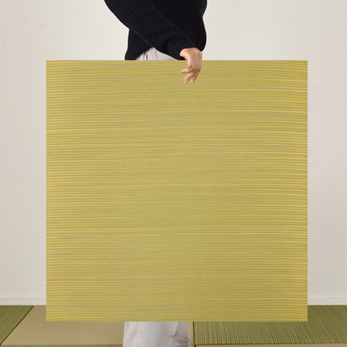 ユニット畳 置き畳 綾川 約82×82 滑り止め付き ブルー ( 畳マット 畳 ラグ マット い草 軽量 コンパクト 移動 楽々 簡単 設置 システム畳 フロア畳 フローリング畳 軽い フローリング 手軽 和室 洋室 厚み 滑り止め ) 【グリーン】 グリーン