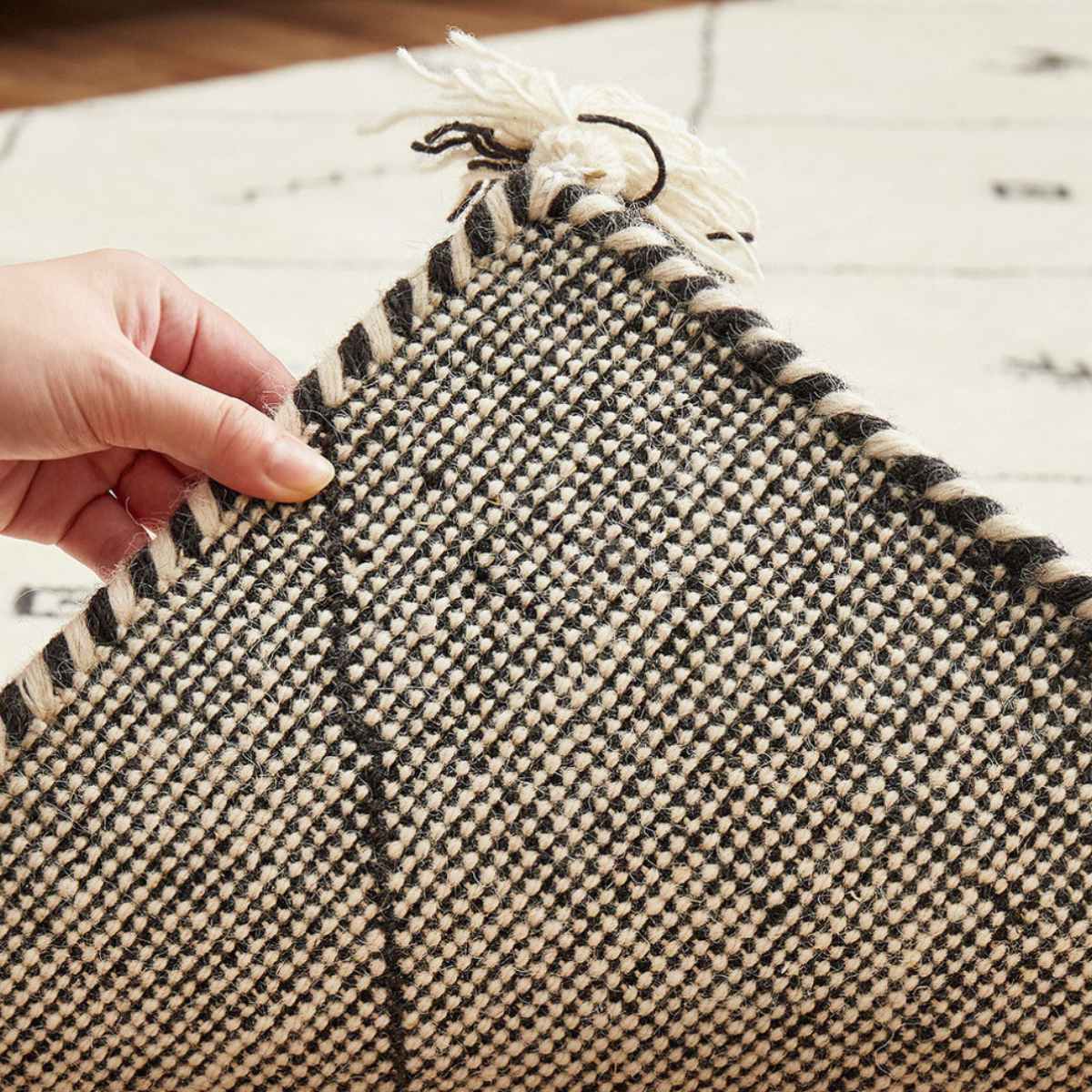 玄関マット 60×90 GABBEH 室内 ( マット ラグ 敷物 インテリア おしゃれ ウール100% 幅90cm ギャベ ギャッベ ハンドメイド オールシーズン フリンジ付き リビング ソファ横 ベッドサイド ラグマット 玄関用 エントランス ) 【D24】 D24