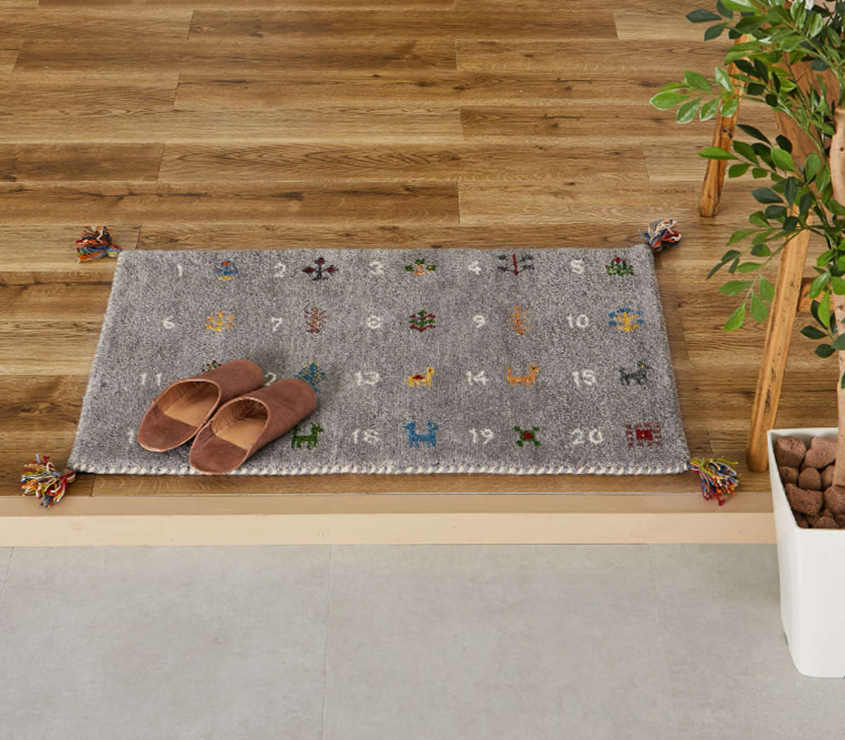 玄関マット 室内 GABBEH ヌメロ 60×90 ( マット ラグ 敷物 インテリア おしゃれ ギャッベ ウール100% ふかふか 羊毛 冬 幅90cm かわいい キッチン リビング 寝室 洗面所 室内用マット 敷き物 ) 【アイボリー】 アイボリー