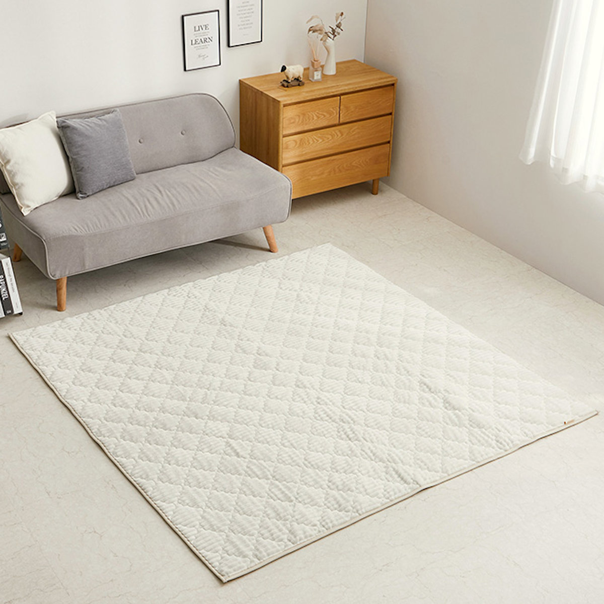 ラグ 洗える くすみカラーのストライプフランネルラグ ショコラ 130×190 ( マット ラグマット カーペット 長方形 床暖対応 絨毯 床暖 ホットカーペット 対応 洗えるラグ インテリア ホットカーペット対応 滑り止め フランネル ) 【グレージュ】 グレージュ