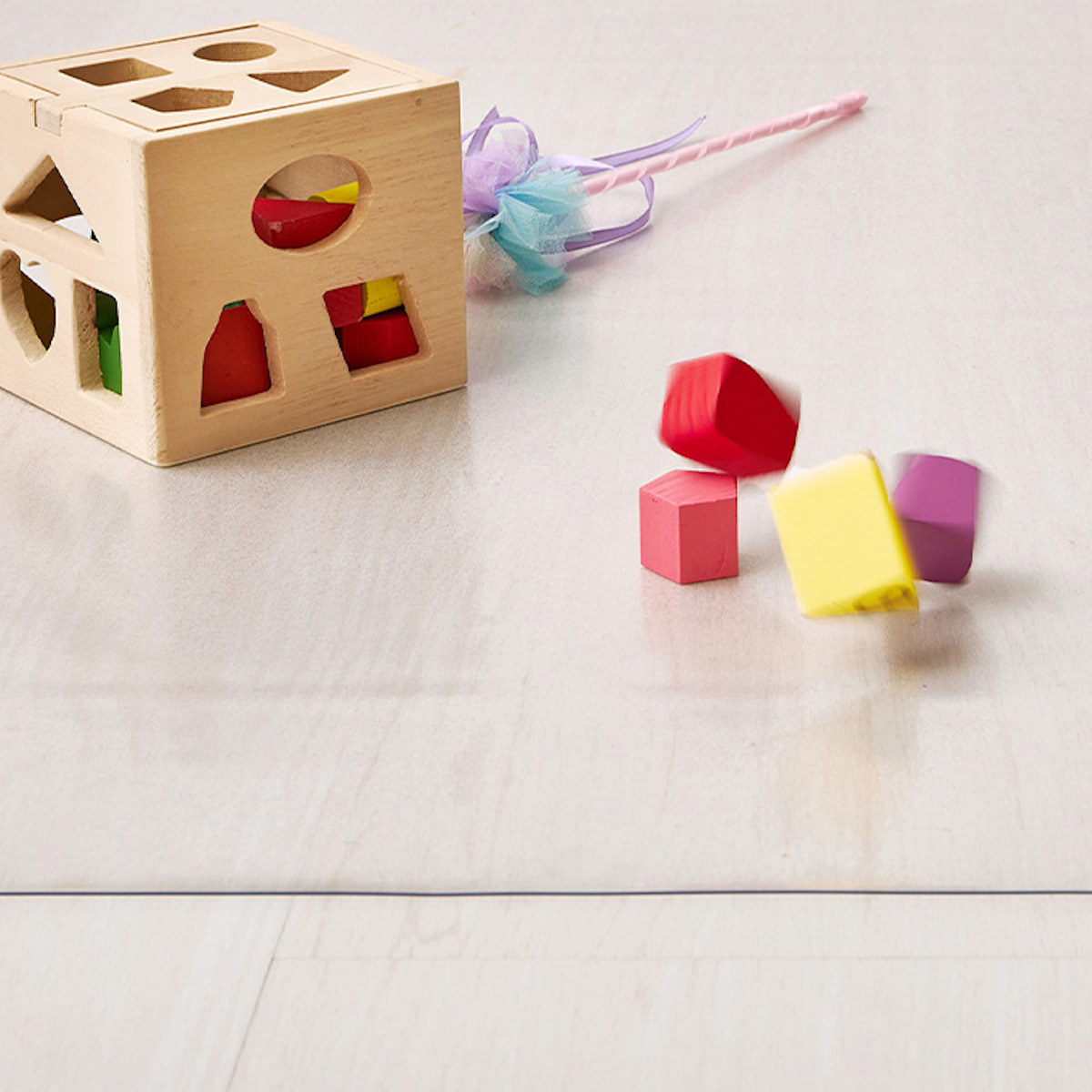 クリアマット 150x190 クリアダイニングラグ 透明マット ( マット フロアマット 透明 クリア フローリングマット クリアシート 床保護マット 抗菌効果 ズレにくい 床暖対応 フローリング フリーカット エンボス加工 角丸 )