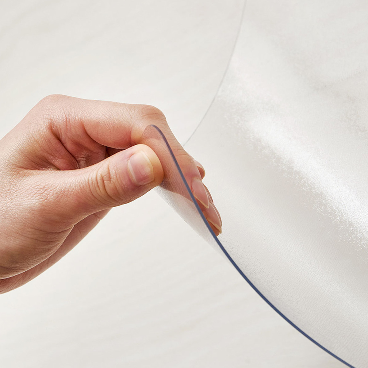 クリアマット 180x240 クリアダイニングラグ 透明マット ( マット フロアマット 透明 クリア フローリングマット クリアシート 床保護マット 抗菌効果 ズレにくい 床暖対応 フローリング フリーカット エンボス加工 角丸 )