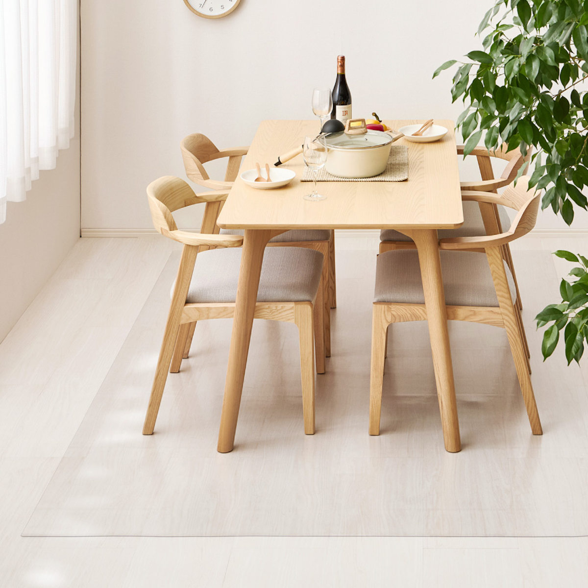 クリアマット 180x300 クリアダイニングラグ 透明マット ( マット フロアマット 透明 クリア フローリングマット クリアシート 床保護マット 抗菌効果 ズレにくい 床暖対応 フローリング フリーカット エンボス加工 角丸 )