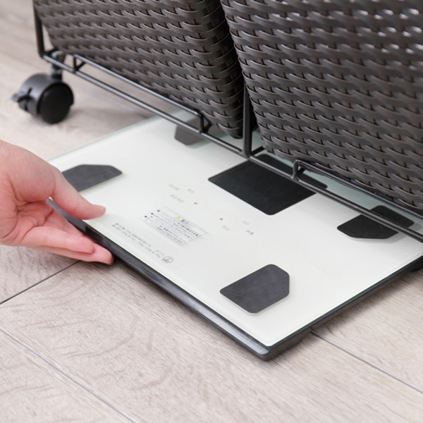 ランドリーラック 2段 ランドリーワゴン ランドリーバスケット バスケット付 横型 ラタン調 ( ラタン キャスター キャスター付 大容量 ワイド 洗濯 バスケット 脱衣かご ラック 洗濯物入れ 洗濯かご 四角 収納 防水 分別 ) 【ホワイト】 ホワイト