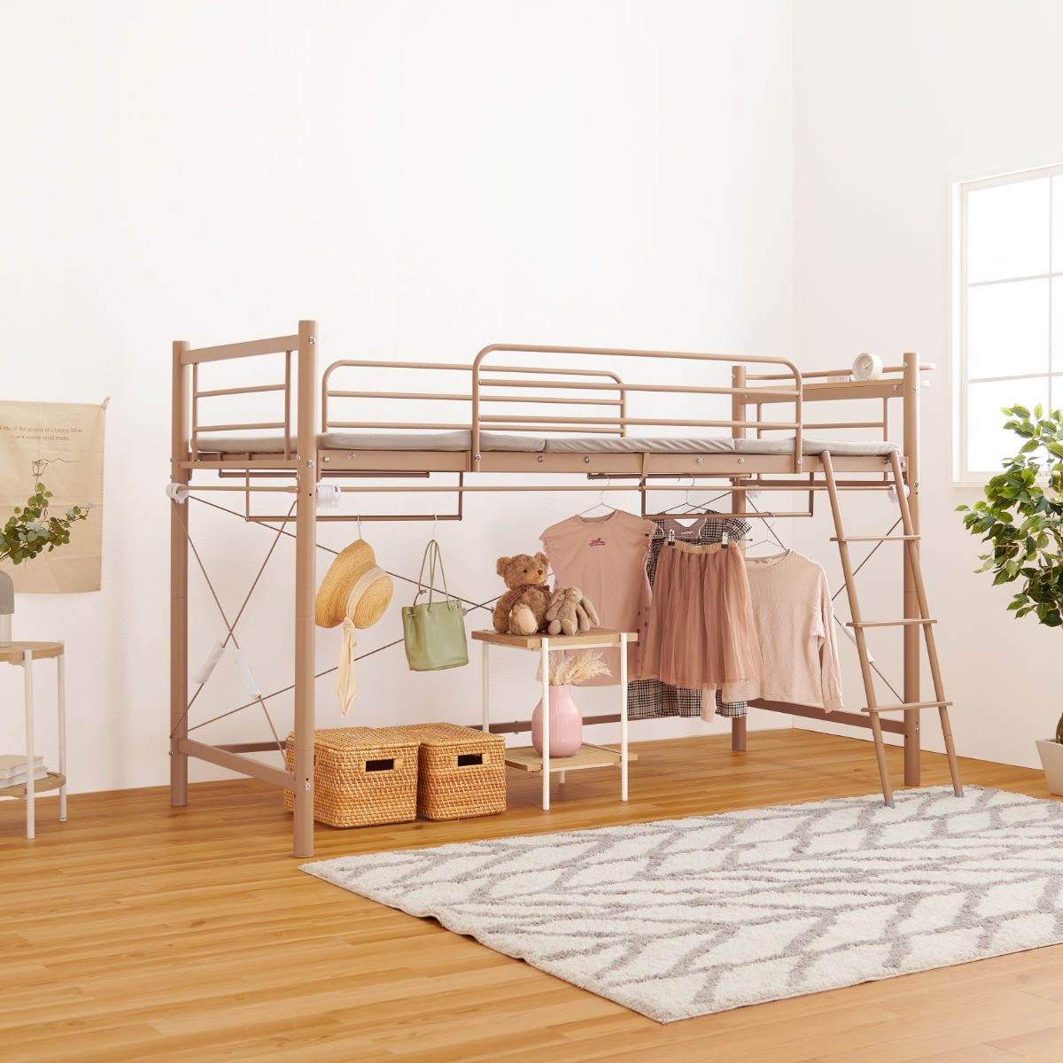 ロフトベッド シングル ロータイプ カーテン取付可能 2口コンセント付 2WAY ( ベッド 低め カーテンレール付 コンセント付 シングルベッド ロフト 宮棚 耐荷重100kg ハンガーポール付 収納 ) 【ホワイト】 ホワイト