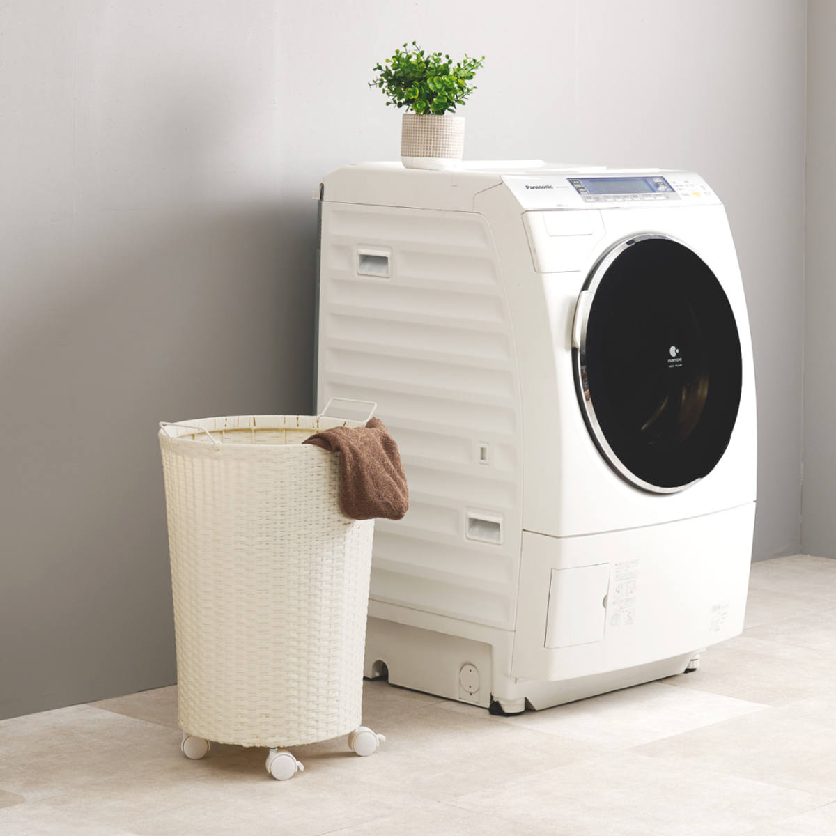 ランドリーバスケットワゴン 幅45cm キャスター付 完成品 ( バスケット ランドリー ワゴン 脱衣カゴ 洗濯カゴ 収納 ランドリーバスケット 防水 ラタン調 ダークブラウン グレー ホワイト 家具 ) 【ホワイト】 ホワイト