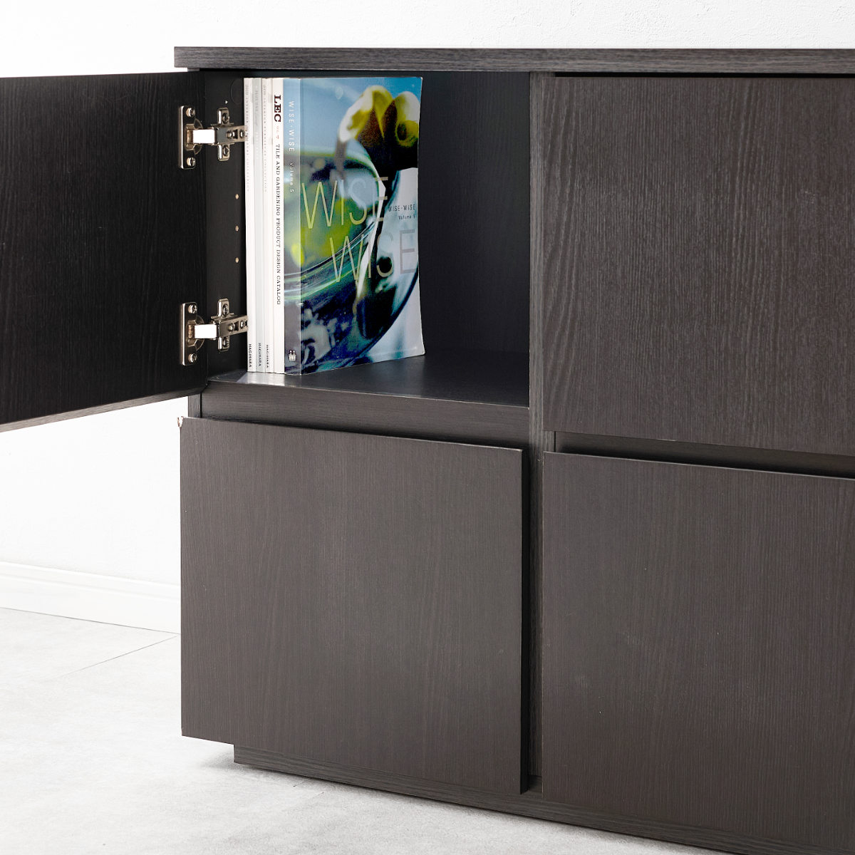 キャビネット 幅79cm 扉付 背面化粧 可動棚 ( チェスト リビングボード 収納 引出し 棚 家具 間仕切り 収納棚 ラック ダークブラウン ナチュラル ホワイト シンプル ) 【ホワイト】 ホワイト