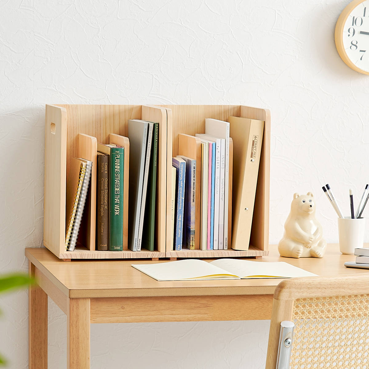 本棚 ブックラック 4個組み 積み重ね ブックスタンド 木製 幅24.5×奥行25.5×高さ35cm ( 本立て 本 収納 ブックエンド スタンド 卓上 デスク 卓上収納 ファイルスタンド デスク収納 ファイル収納 ファイル 雑誌 絵本 教科書 )