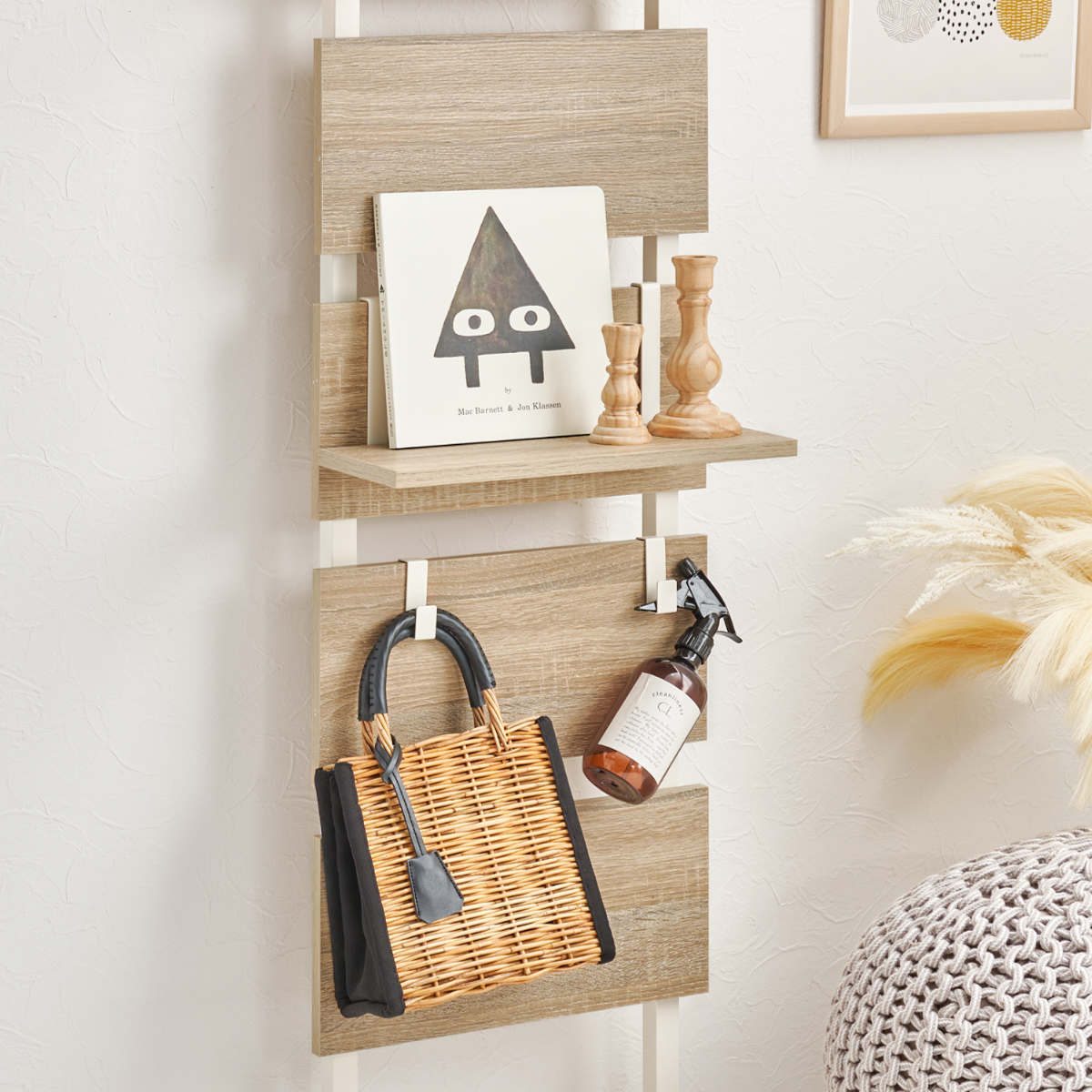 突っ張り ウォールラック 幅60cm ミラー付き 棚板2枚 フック3個 ( ラダーラック 壁面収納 棚 つっぱり 木目調 鏡付き スリムラック 収納ラック 壁面 収納 ウォールシェルフ オープンラック 間仕切り 仕切り フック 棚付き ) 【マーブルホワイト】 マーブルホワイト