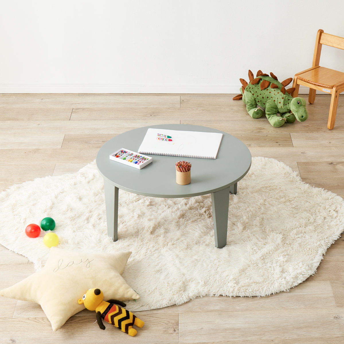 折れ脚テーブル 直径69cm 円形 コンパクト 折りたたみ クルール ( テーブル 丸 丸形 完成品 折れ脚 リビングテーブル センターテーブル 来客用 子ども 丸型 丸テーブル 折りたたみテーブル リビング おしゃれ 座卓 ) 【クリアホワイト】 クリアホワイト