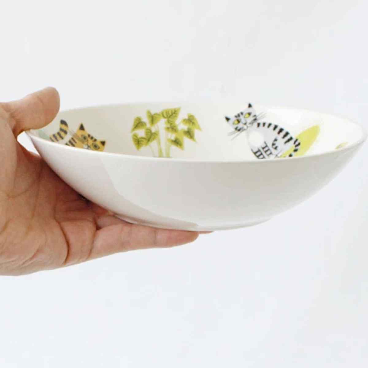 お皿 Hannah Turner ネコ Cat Pasta Bowl ( ハンナターナー 21.5cm 皿 パスタボウル ボウル 陶器 食器 カレー皿 食洗機対応 電子レンジ対応 ねこ 中皿 おしゃれ 深皿 カレー パスタ サラダ 動物 グッズ キャット 猫 )