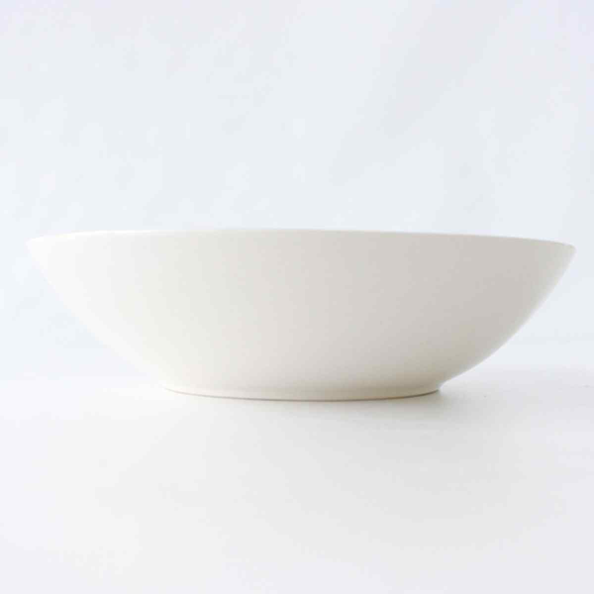 お皿 Hannah Turner ネコ Cat Pasta Bowl ( ハンナターナー 21.5cm 皿 パスタボウル ボウル 陶器 食器 カレー皿 食洗機対応 電子レンジ対応 ねこ 中皿 おしゃれ 深皿 カレー パスタ サラダ 動物 グッズ キャット 猫 )