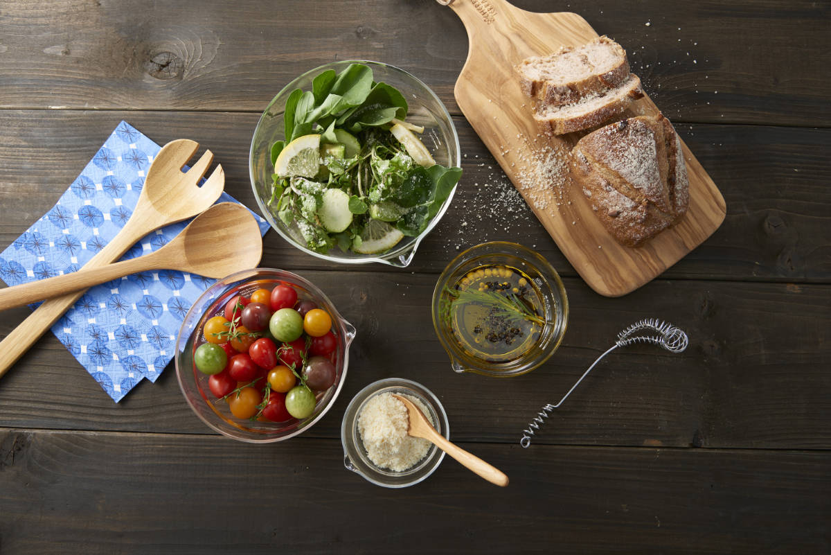 HARIO ハリオ ボウル 耐熱ガラス製 片口ボウル 400 ( ボール 耐熱ボウル 耐熱ガラス 調理ボウル 電子レンジ対応 食洗機対応 400ml 注ぎ口 レンジOK ミニボウル キッチンボウル 調理用ボウル 下ごしらえ 製菓道具 )