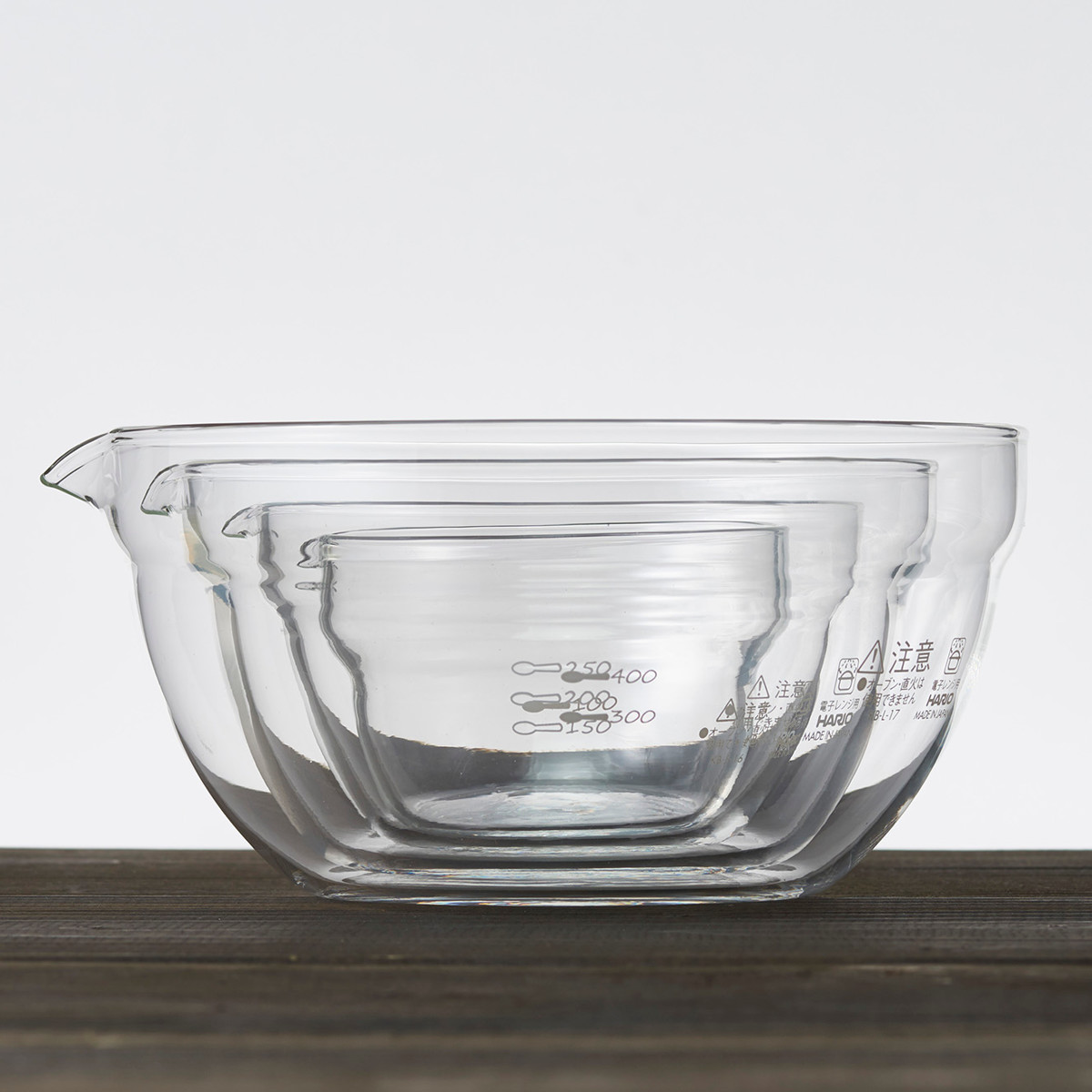 HARIO ハリオ ボウル 耐熱ガラス製 片口ボウル 800 ( ボール 耐熱ボウル 耐熱ガラス 調理ボウル 電子レンジ対応 食洗機対応 800ml 注ぎ口 レンジOK キッチンボウル 調理用ボウル 下ごしらえ 製菓道具 )