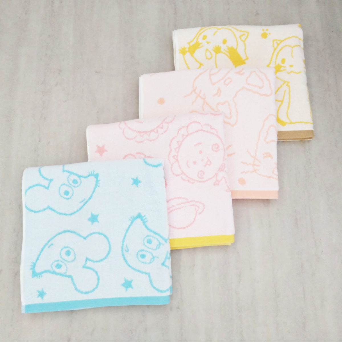 バスタオル 絵本 キャラクター 無撚糸 60×120cm ( タオル 湯上りタオル たおる 浴用タオル 綿100 吸水 ふわふわ バス用品 バスグッズ ノンタン ねずみくんのチョッキ ラスカル コジコジ キャラクタータオル やわらかい かわいい ) 【コジコジ】 コジコジ