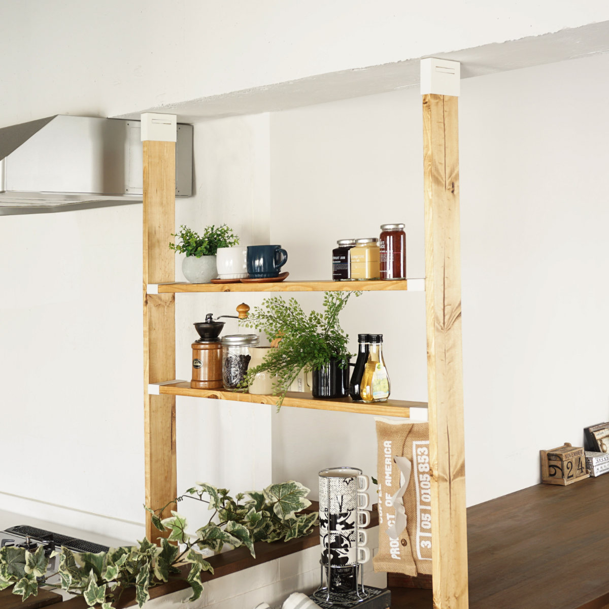 棚受 突っ張り 5セット LABRICO ラブリコ DIY パーツ 1×4材 棚 ラック ( セット 部品 突っ張り つっぱり 壁 収納 壁面収納 賃貸 簡単取付 シェルフ 壁面 パーテーション ウォールシェルフ ウォールラック 見せる収納 おしゃれ ) 【ヴィンテージグリーン】 ヴィンテージグリーン