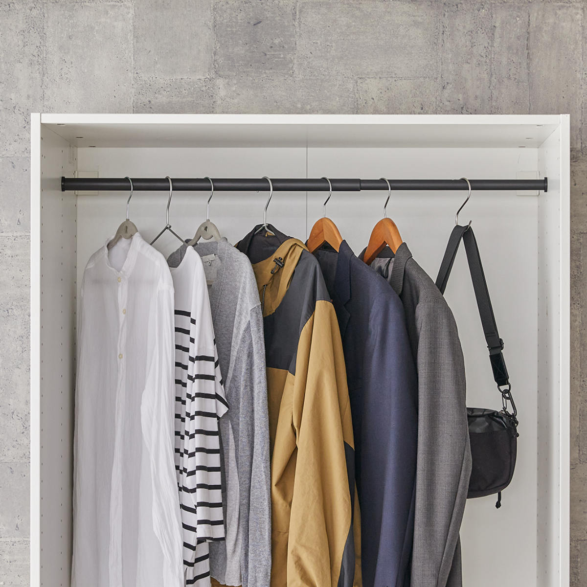 伸縮ロッド S LABRICO ラブリコ アイアン 幅50~70cm ( パーツ ポール 伸縮 直径3cm DIY ハンガーラック ポールハンガー 収納 衣類 壁面収納 ねじ固定式 2本 セット 押し入れ 押入れ 見せる収納 玄関 おしゃれ 賃貸 簡単取り付け ) 【ホワイト】 ホワイト