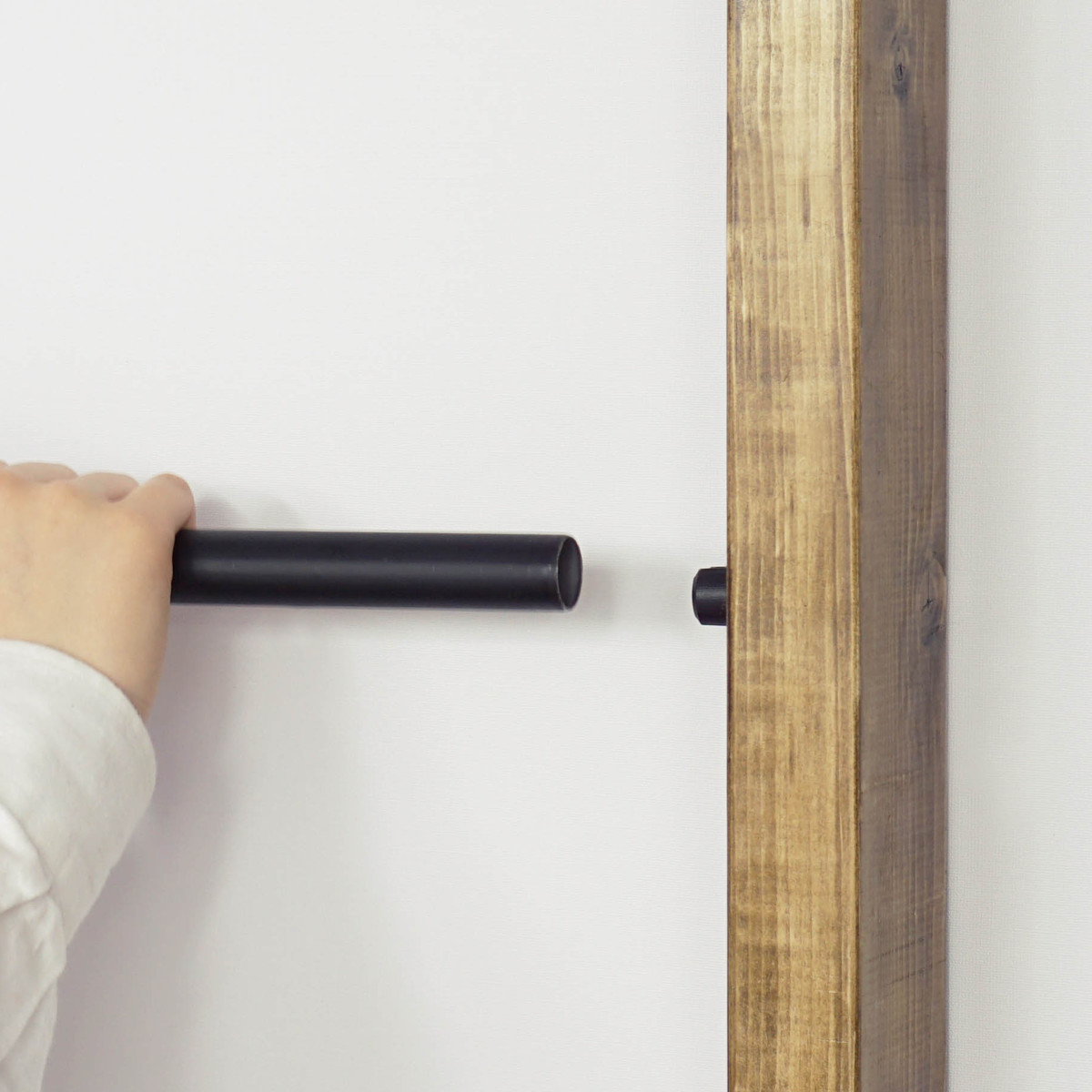 伸縮ロッド L LABRICO ラブリコ アイアン 幅110~190cm ( パーツ ポール 伸縮 直径3cm DIY ハンガーラック ポールハンガー 収納 衣類 壁面収納 ねじ固定式 壁 押し入れ 押入れ 見せる収納 玄関 おしゃれ 賃貸 簡単取り付け ) 【ホワイト】 ホワイト