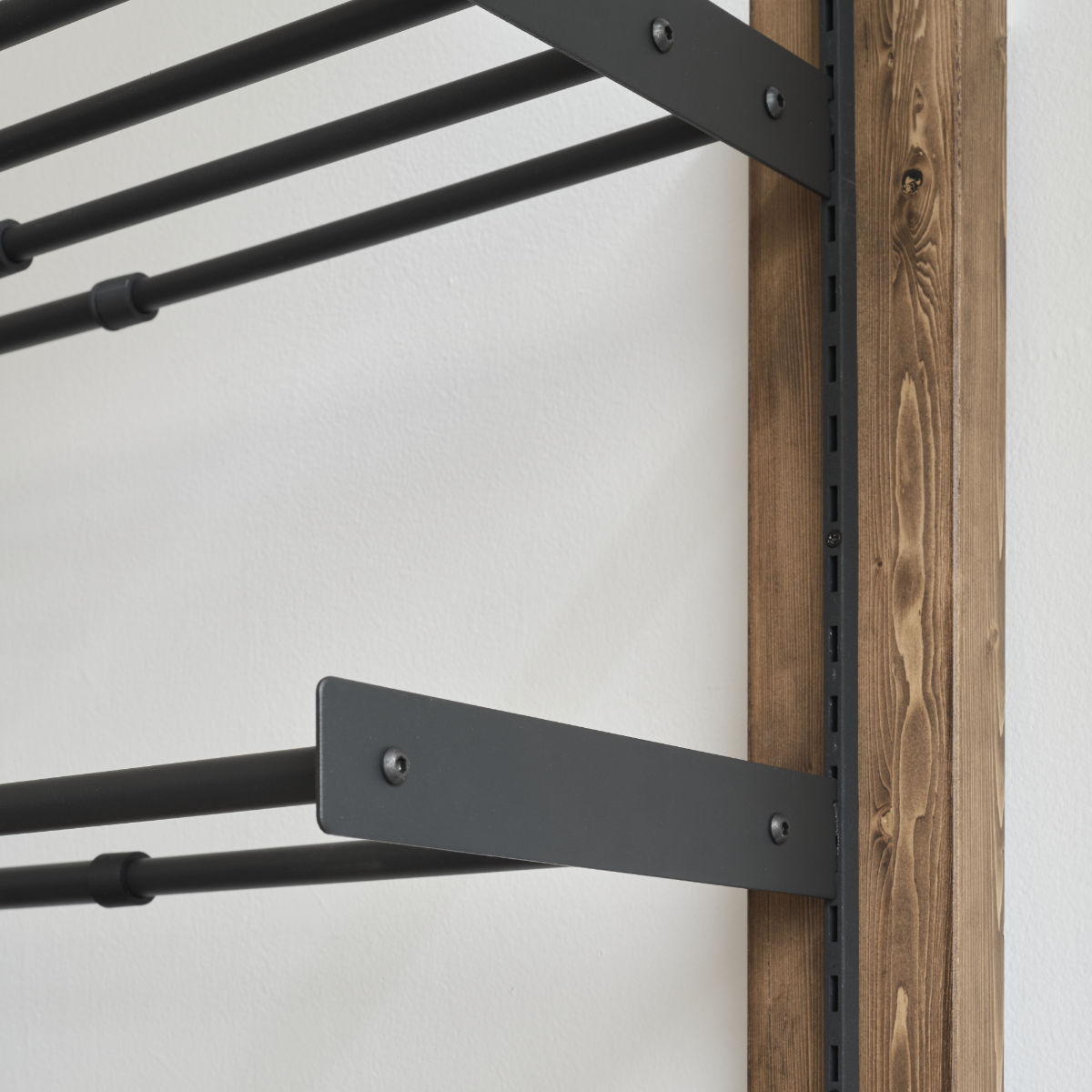 ハンガー 伸縮ハンガーバー 50cm ラブリコ アイアン 壁面収納 ( LABRICO シェルフレール 収納 ハンガーバー 幅50~70cm 可動式 DIY パーツ コートハンガー ハンガーラック 賃貸 壁 簡単取付 見せる収納 インテリア おしゃれ ) 【ブラック】 ブラック