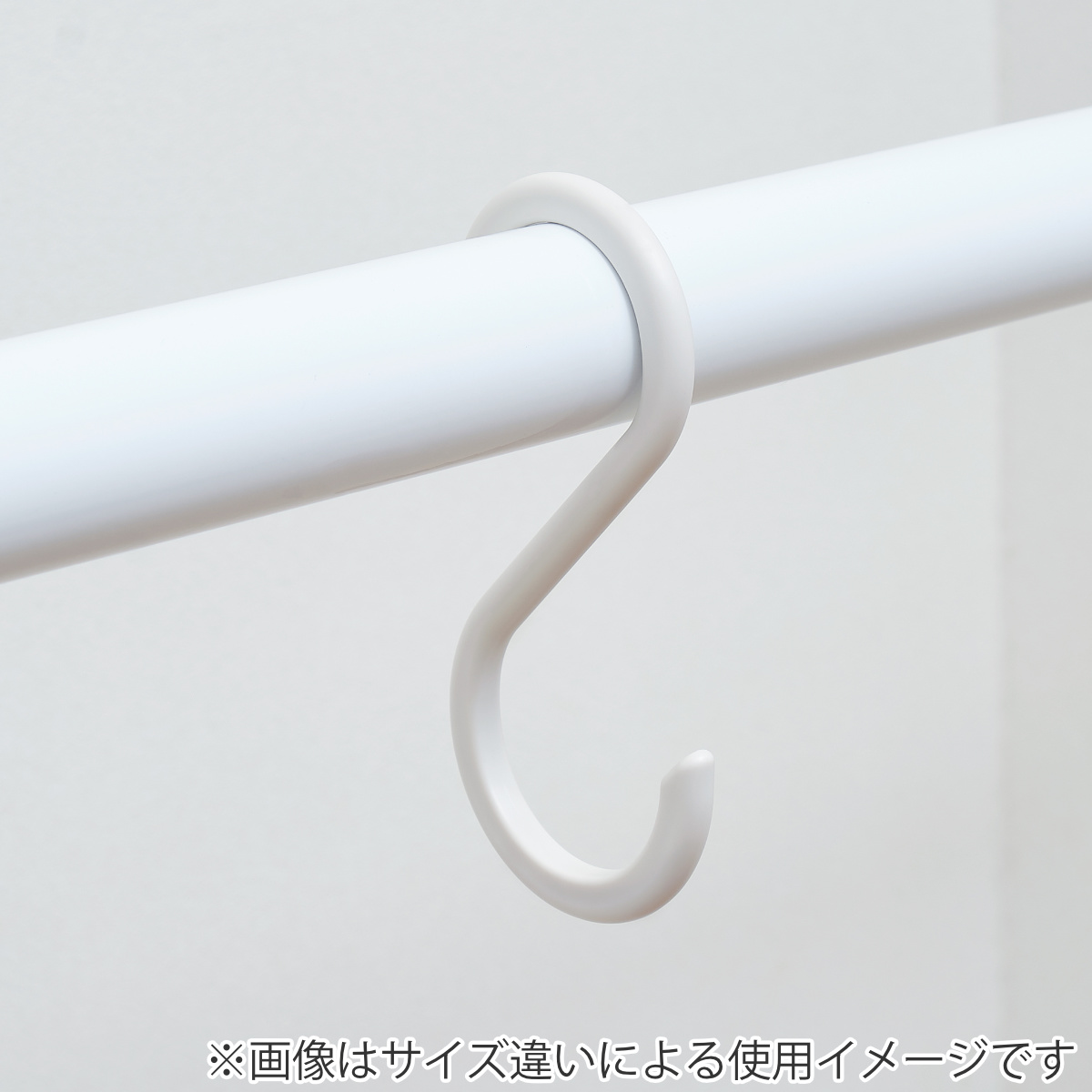 フック 大 Sフック 引っ掛け 5個入り 耐荷重約1kg ( S字 吊るす 収納 壁掛け 吊り下げ 小物掛け 竿 クローゼット 水周り 掛ける 樹脂製 軽い 小物 かばん 帽子 小物フック リビング 玄関 キッチン )