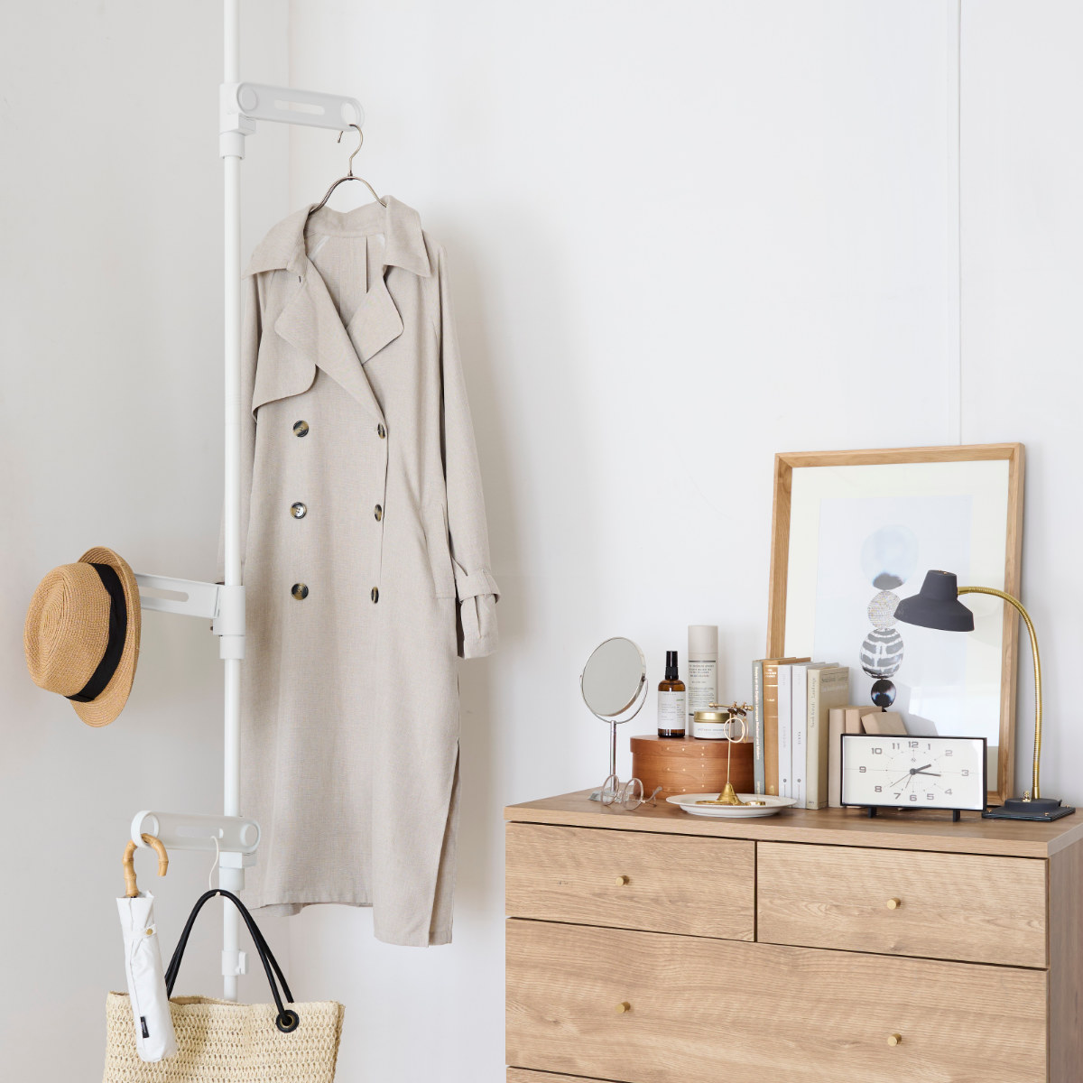 室内物干し 竿受け 室内つっぱり竿受け 3段 ( 物干し 室内竿受け 室内 オープンクローゼット 突っ張り 洗濯物干し 室内干し つっぱり 部屋干し 突っ張り式 竿掛け 折りたたみ コンパクト シンプル おしゃれ ) 【ホワイト】 ホワイト