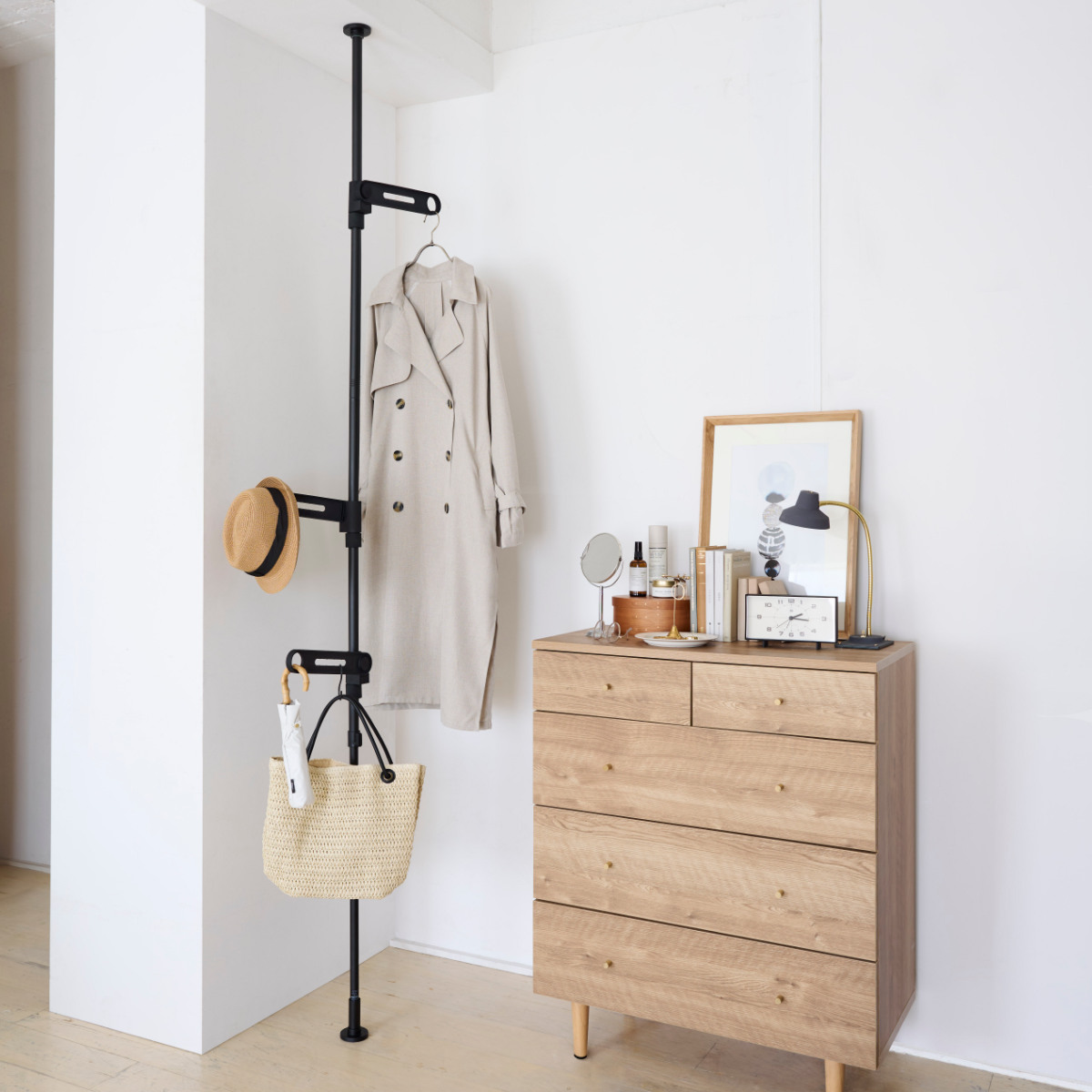 室内物干し 竿受け 室内つっぱり竿受け 3段 ( 物干し 室内竿受け 室内 オープンクローゼット 突っ張り 洗濯物干し 室内干し つっぱり 部屋干し 突っ張り式 竿掛け 折りたたみ コンパクト シンプル おしゃれ ) 【ホワイト】 ホワイト