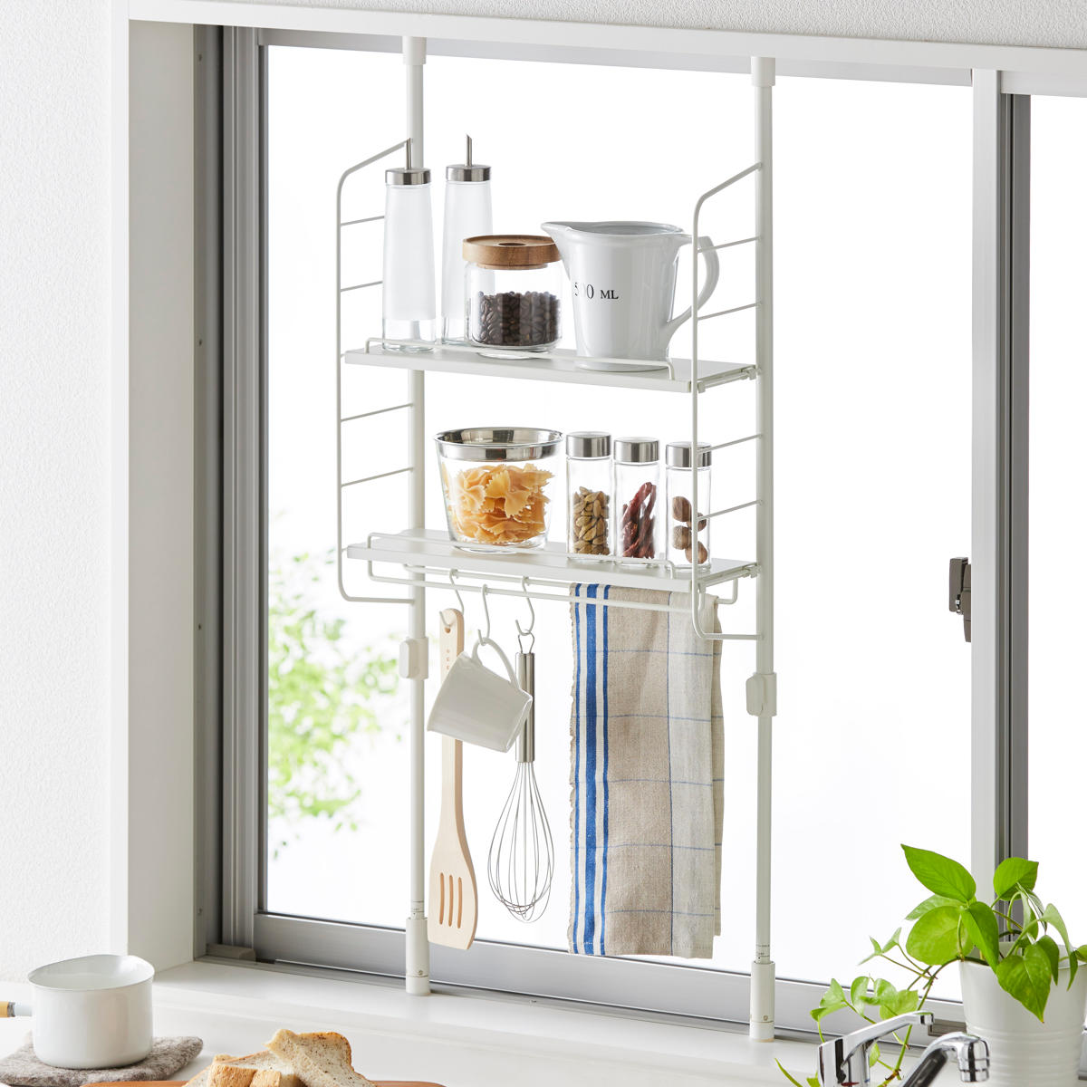 突っ張りラック SPLUCE キッチン つっぱりラック トレイセット ( 突っ張り式収納 突っ張り棚 キッチンラック 吊り上げ収納 スリム 収納 ラック 収納棚 スパイスラック 調味料ラック 壁面収納 キッチン収納 シンクサイド おしゃれ )