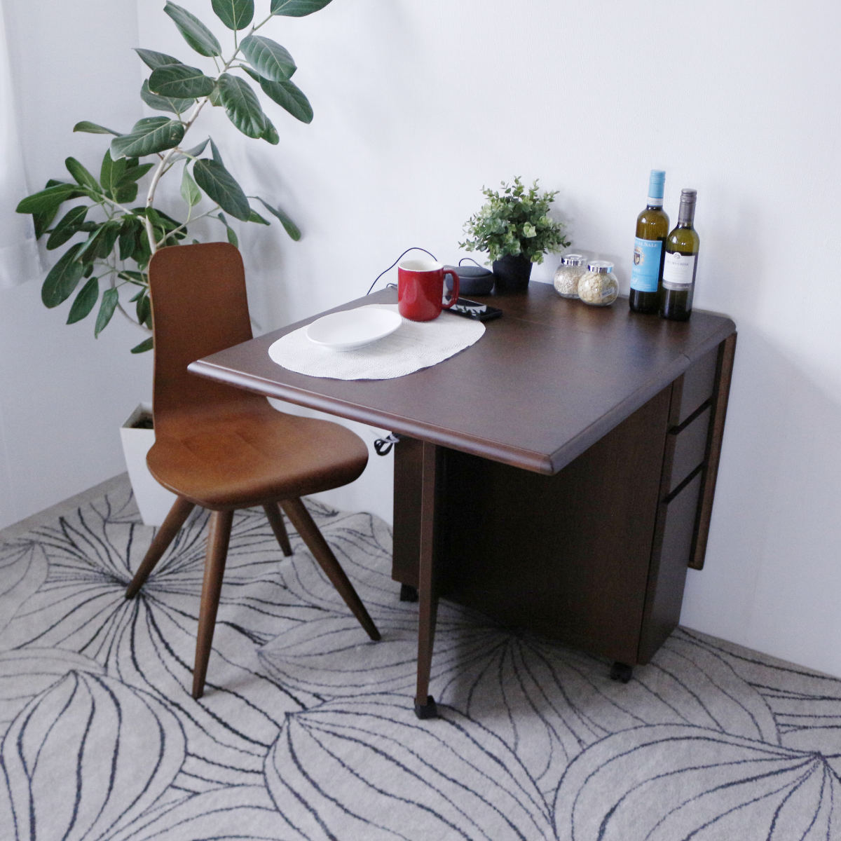 ダイニングテーブル 2人用 折りたたみ 幅31~135cm バタフライ USB付コンセント ( テーブル 食卓テーブル キャスター付き 収納 引き出し 木製 コンパクト 天板 伸長 折り畳み ダイニング 食卓 おしゃれ 省スペース 伸縮テーブル ) 【グレー】 グレー