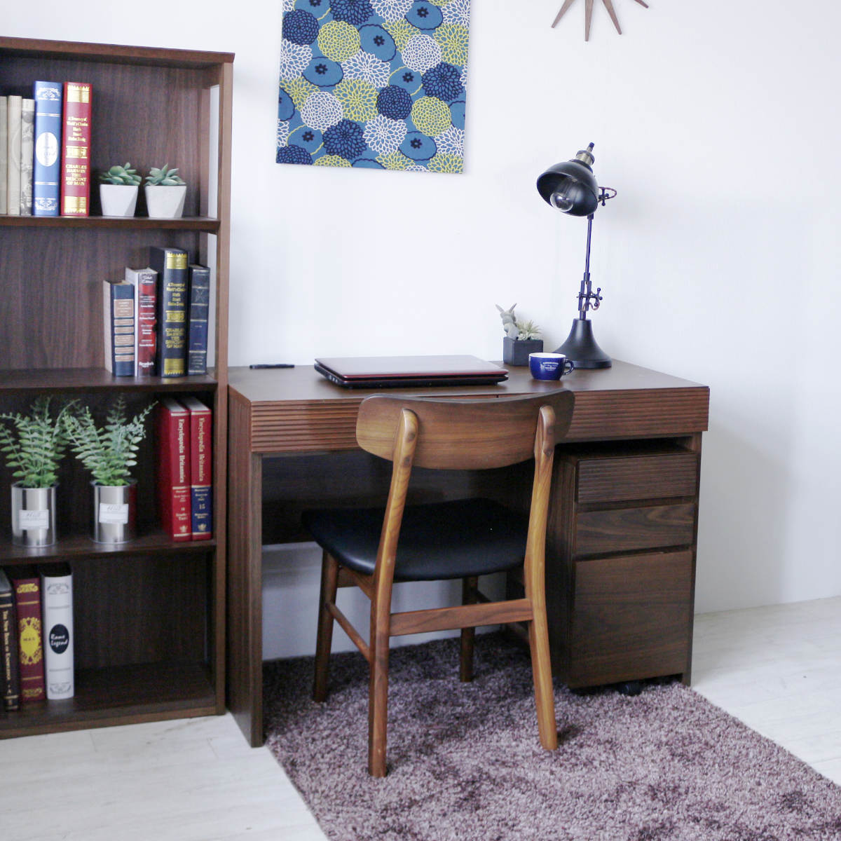 ワークデスク 幅105cm 奥行50cm 引出し付 2口コンセント付 ( デスク 机 学習机 勉強机 パソコンデスク オフィスデスク コンパクト 平机 木製 学習デスク パソコン PC リビングデスク スチール おしゃれ )